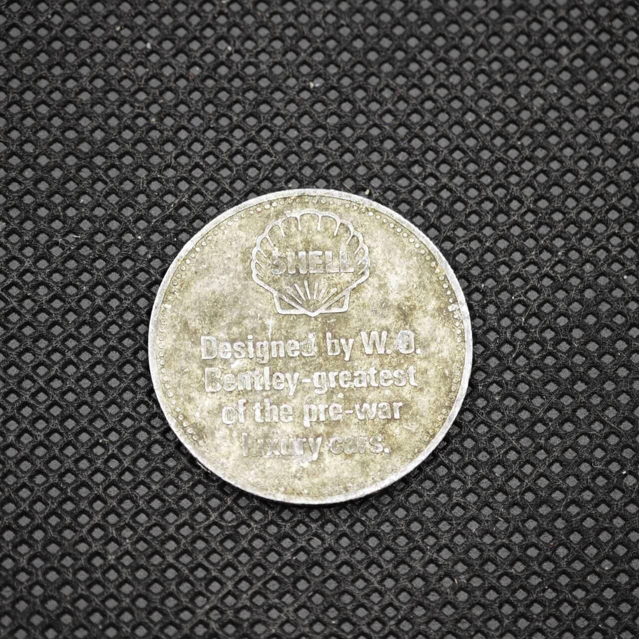 【淘币小摊】限时拍第八百一十六拍  纪念章场  满百包邮可预留两周  周一统一发货   壳牌老爷车纪念章直径26mm