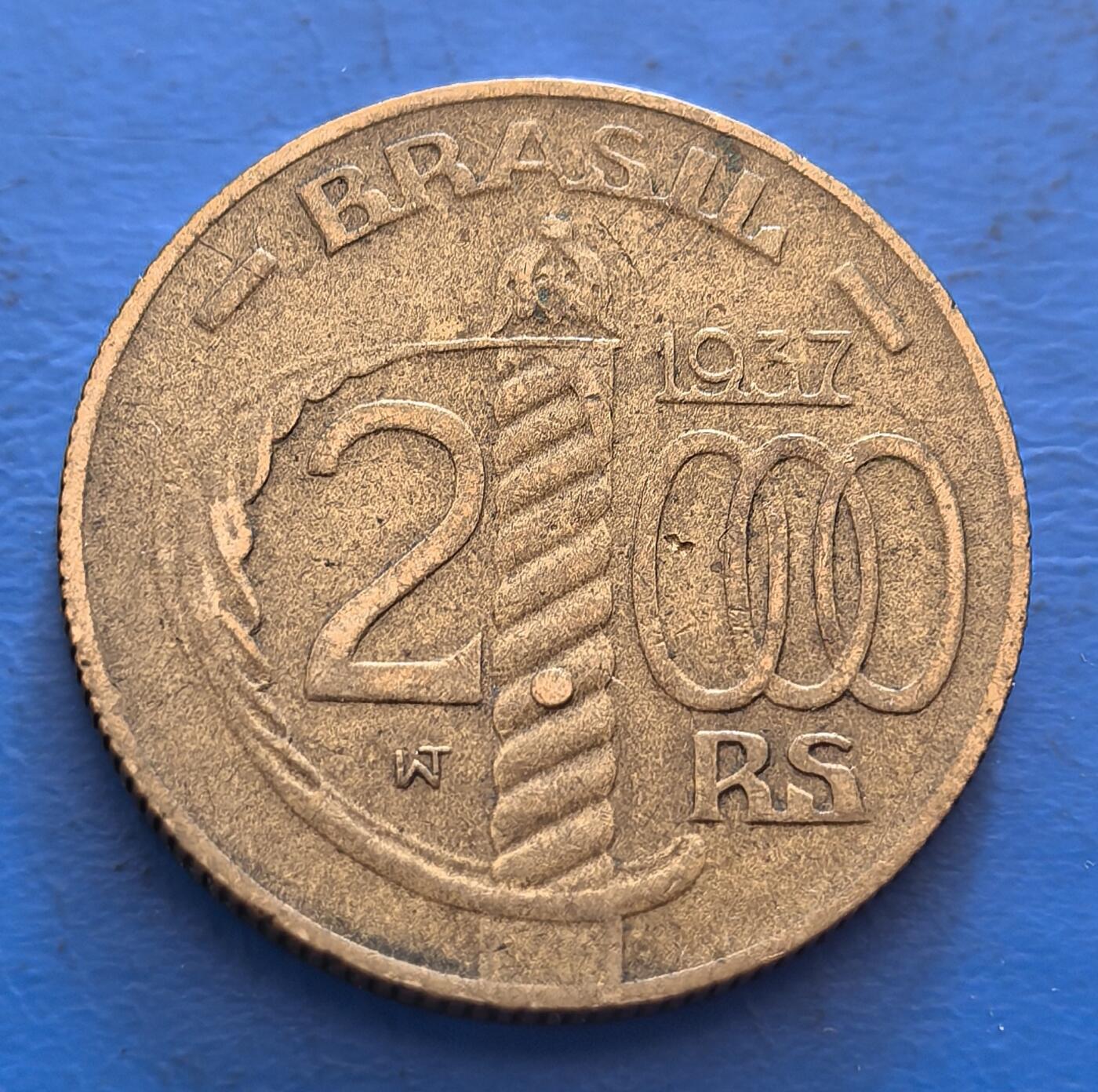 外国优质老铜币银币，周六九点倒数截拍，满百包邮，可寄存半年，喜欢朋友微信扫描二维码可直接参拍 巴西战神1937年2000瑞斯