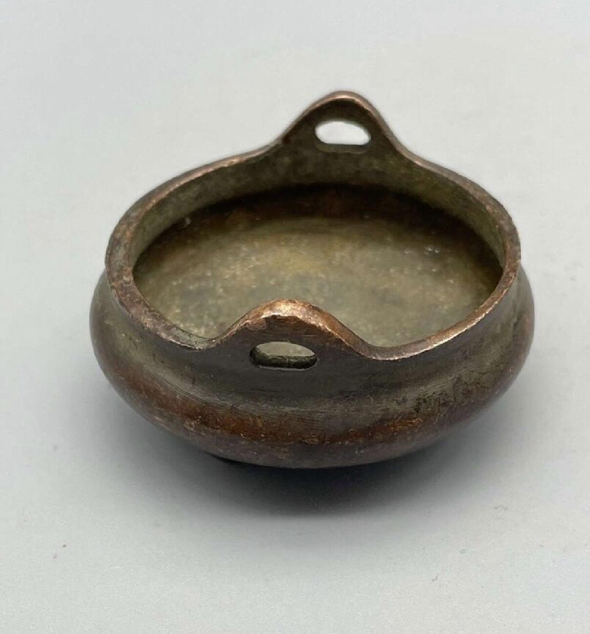 江南站杂件捡漏场 铜炉