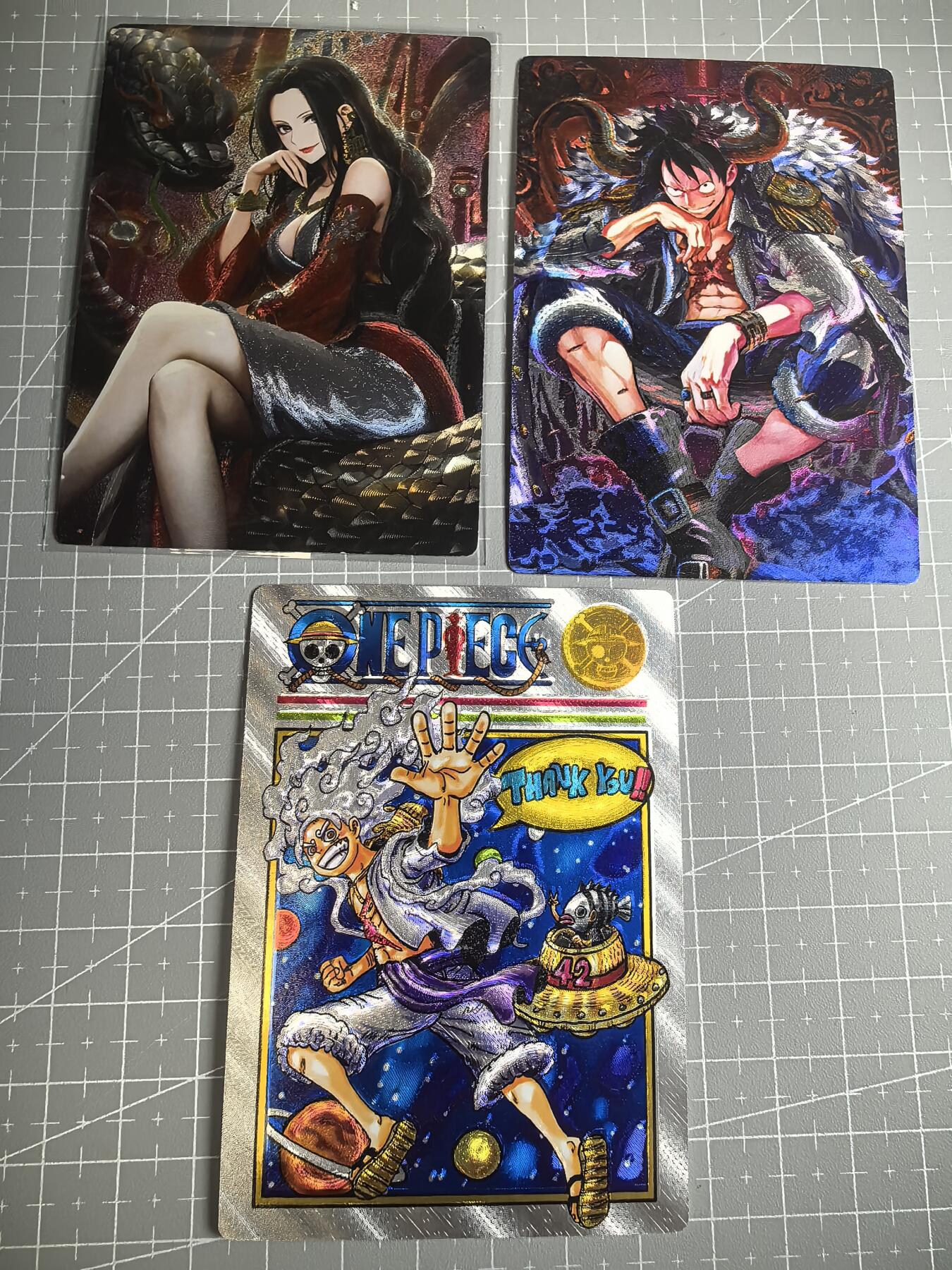 无佣金 不寄存 不收拍 链接少 我只是一个小小的卡牌收藏玩家   需要多宫大佬请私聊 部分卡牌设有底价（不想玩的那么累，即使有底价也会比市场价便宜的多，懂的自然懂） 拒绝小号抬价 大家放心拍 所有拍品部分套有卡膜 部分卡牌多宫 自制卡牌 不包厂瑕 放大镜 品控 勿拍 流拍商品会循环 感谢大家支持 留个关注 不定时上新 谢谢 奇点卡牌 粗闪 三张