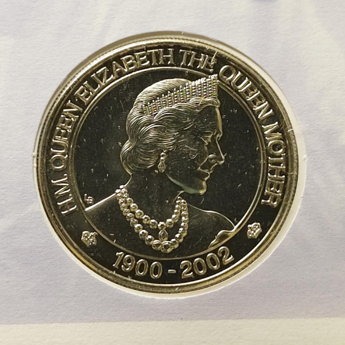 【全场包邮】纯粹捡漏拍482场（免费代拍第19场）-币封+套装+富兰克林（注意佣金） 【邮币封】特克斯和凯克斯群岛2002年5克朗女王母亲伊丽莎白皇太后逝世克朗型纪念币邮币封