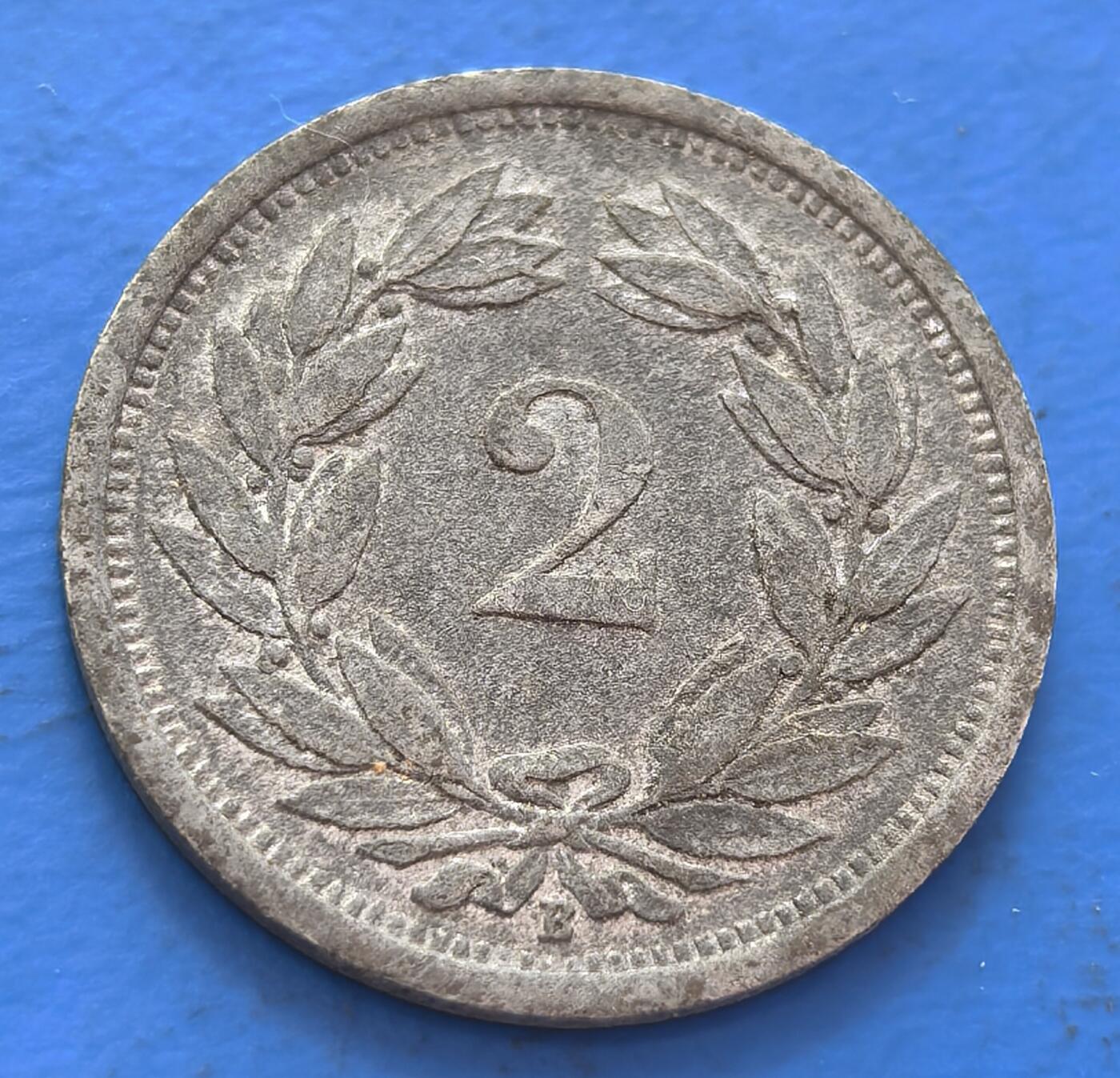 外国优质老铜币银币，周六九点倒数截拍，满百包邮，可寄存半年，喜欢朋友微信扫描二维码可直接参拍 瑞士1945年2分