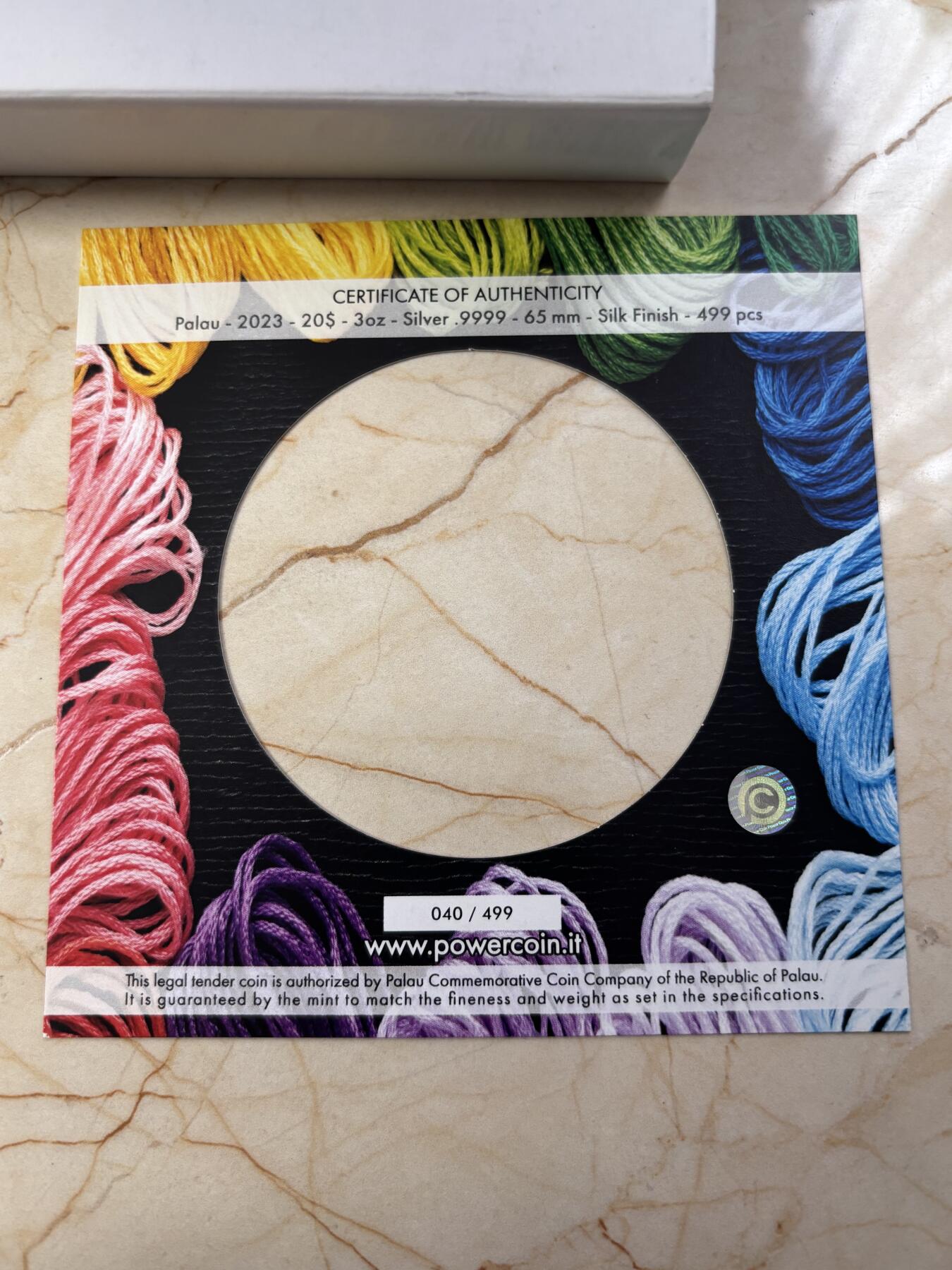 第184期拍卖 帕劳2023年刺绣系列首枚克里姆特吻3盎司纪念彩色银币，999银，发行499枚