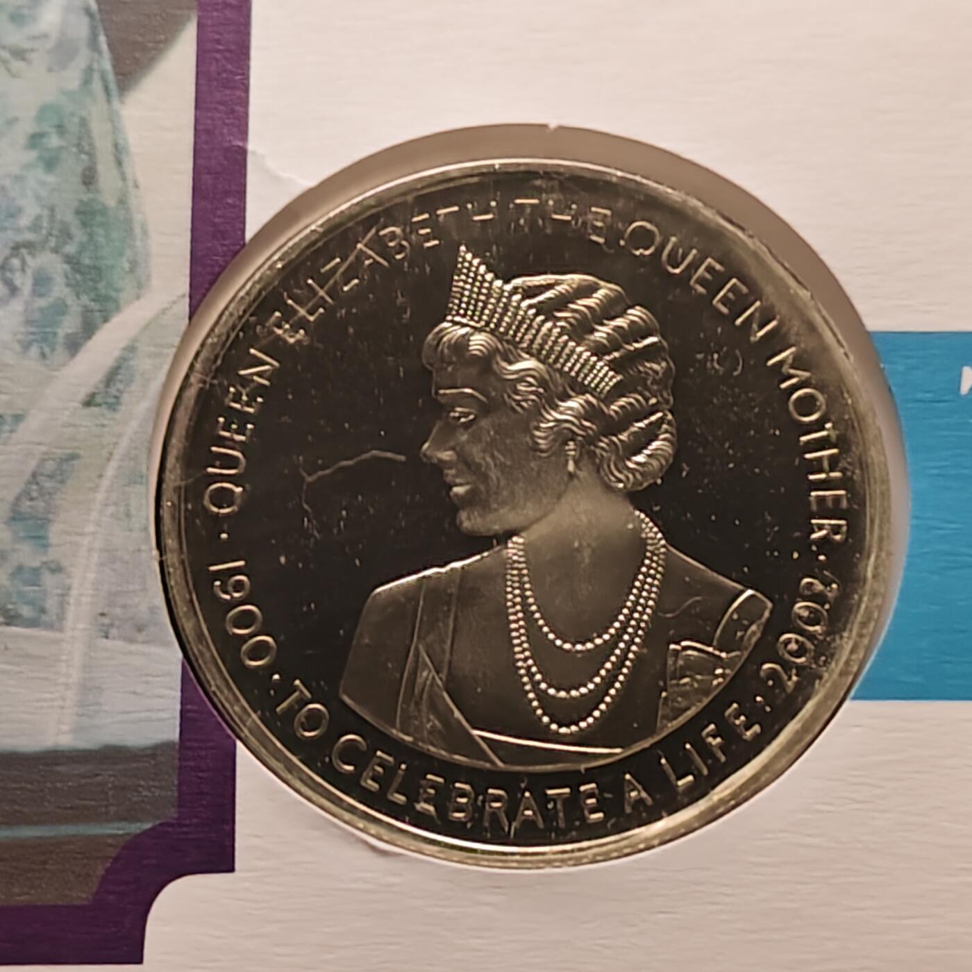 【全场包邮】纯粹捡漏拍482场（免费代拍第19场）-币封+套装+富兰克林（注意佣金） 【邮币封】加纳2002年100塞地纪念伊丽莎白皇太后克朗型纪念币邮币封