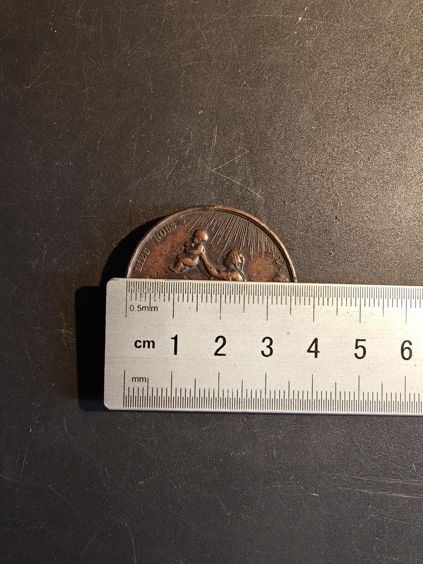 老王徽章第167期 法国1820年王位继承人波尔多公爵出生大铜章     原铸无边铭     直径36mm.    重量32.9g