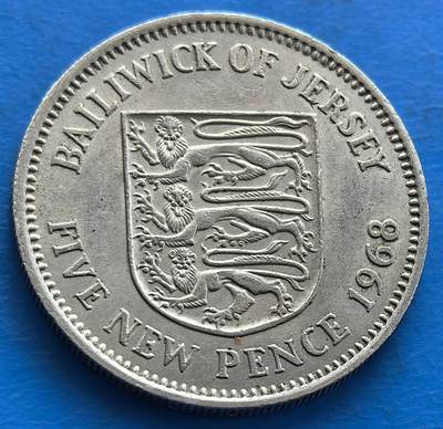 外国优质老铜币银币，周六九点倒数截拍，满百包邮，可寄存半年，喜欢朋友微信扫描二维码可直接参拍 - 泽西1968年5便士