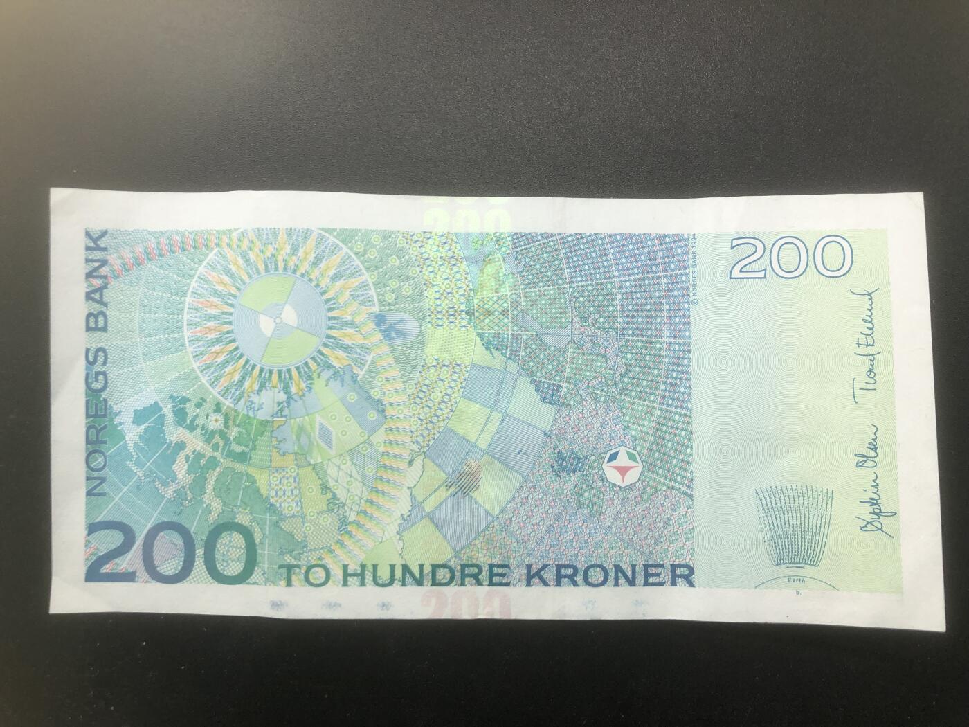 67 EPQ 1979年 新加坡鸟版20元，各版本稀有瑞典1000克朗，持续更新ing 挪威 2003年版 200挪威克朗 XF品相