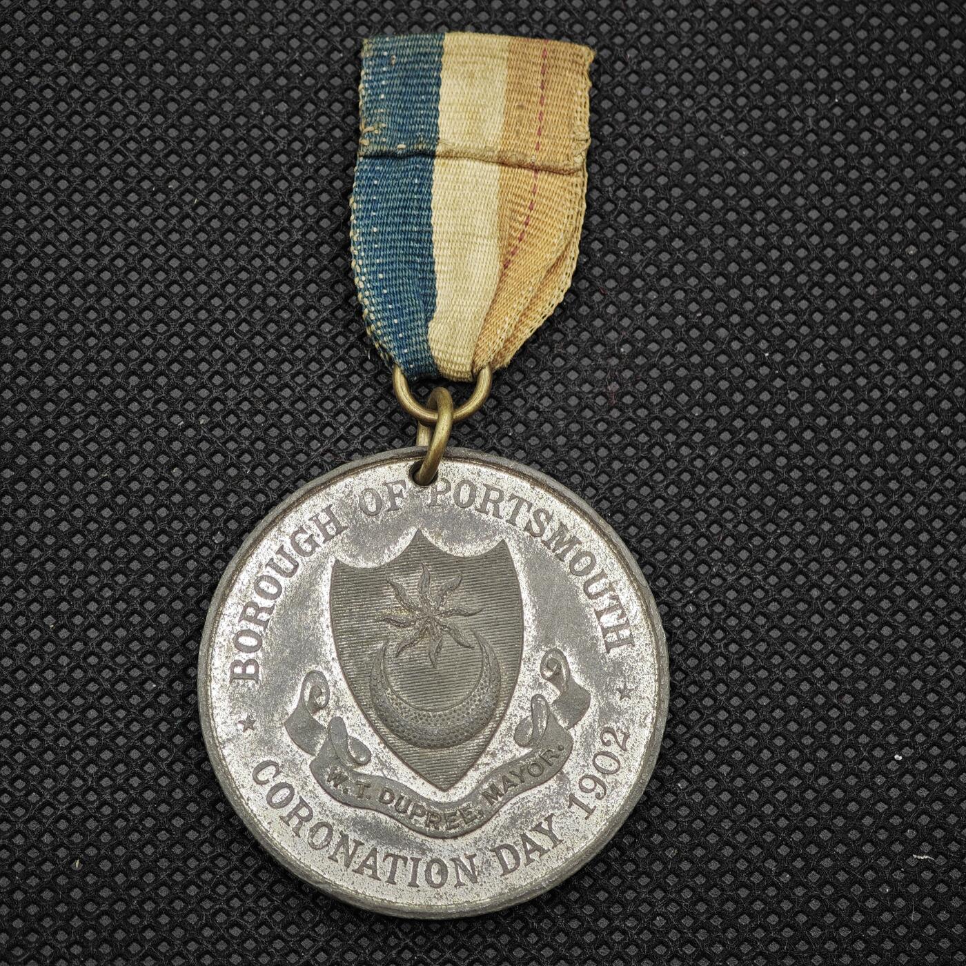 【淘币小摊】限时拍第八百一十六拍  纪念章场  满百包邮可预留两周  周一统一发货   英国1902年爱德华七世加冕纪念章直径38mm