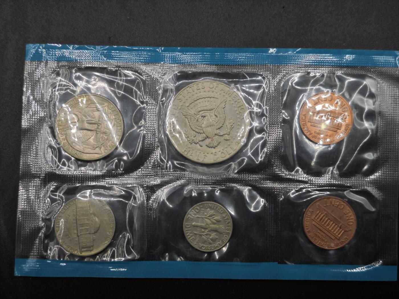 【淘币小摊】实时拍第八百一十五拍   银币套币场   满百包邮可预留二周 每周一统一发货   美国1972年P厂套币