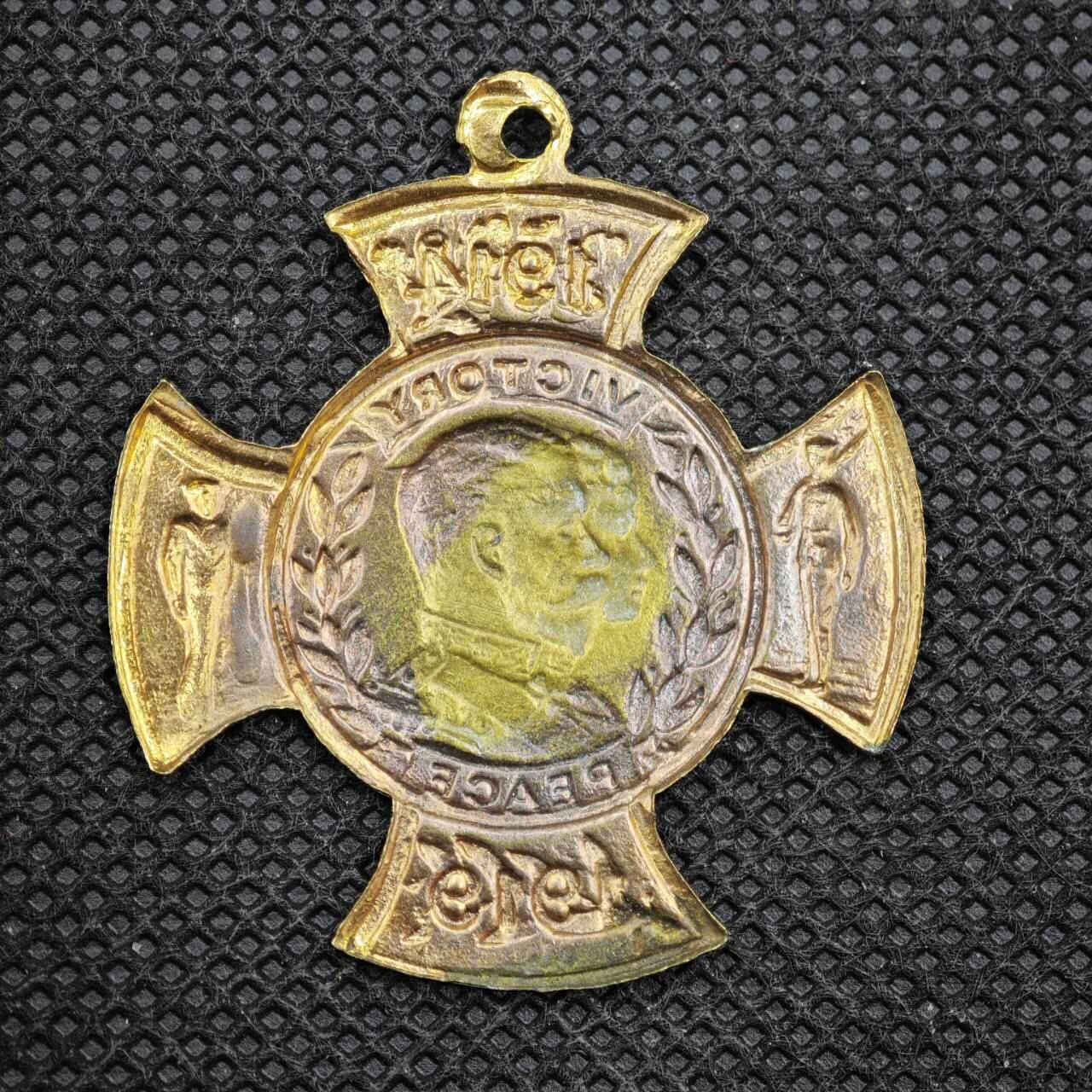 【淘币小摊】限时拍第八百一十六拍  纪念章场  满百包邮可预留两周  周一统一发货   英国1919年一战胜利纪念章直径37mm