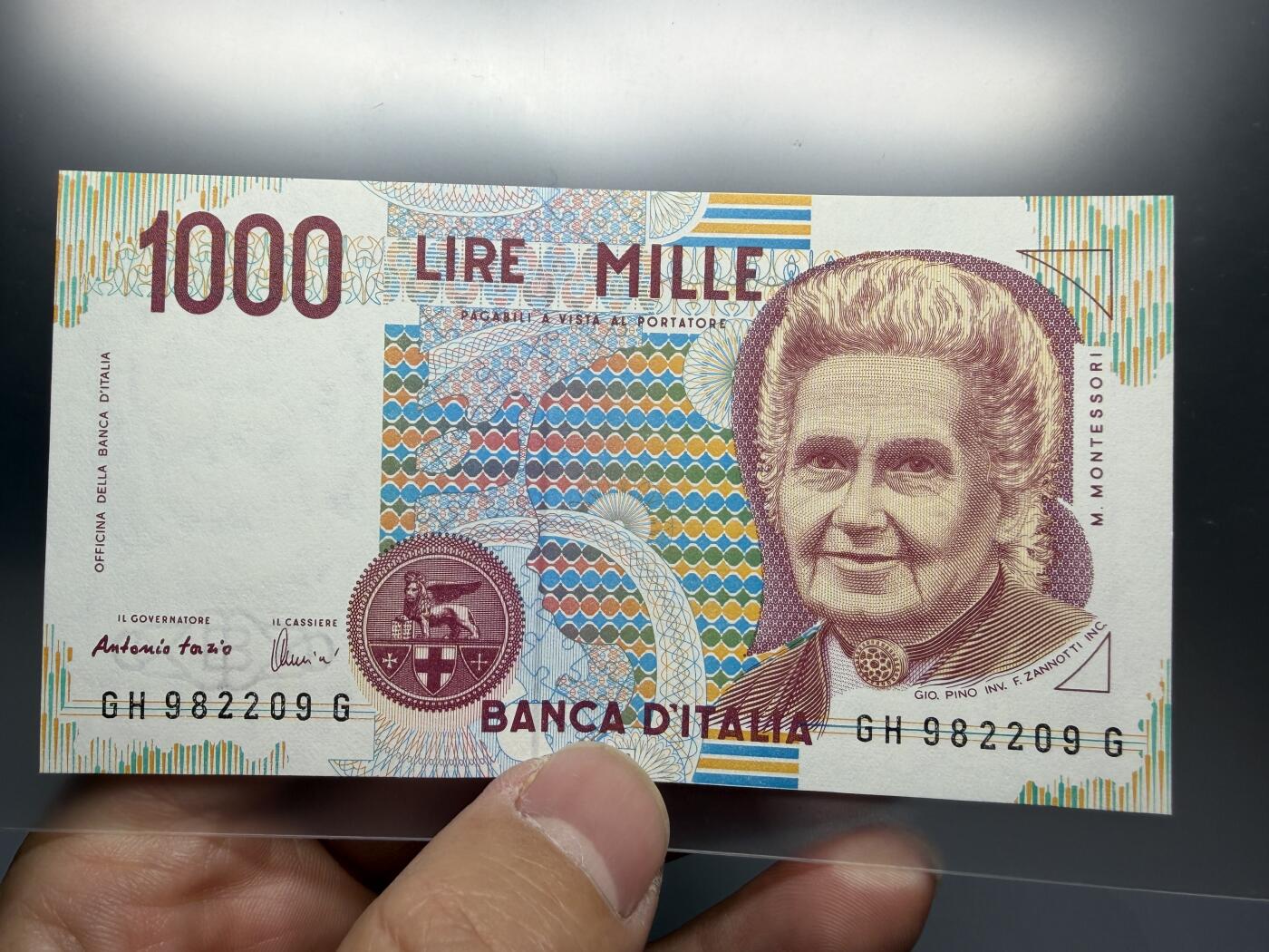 2025年集古藏今外币拍卖第十期-第10场—（总第290拍-纸币专场），本期拍完结算一次，发货时间2-3天，休息几天后继续新的一期拍卖。 1990年意大利1000里拉