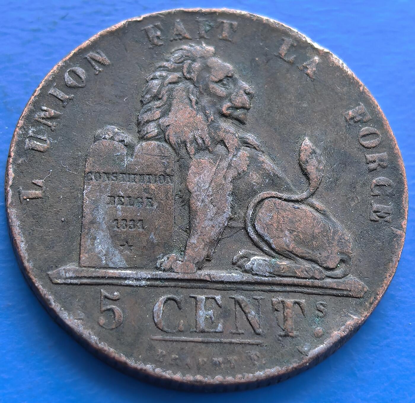 外国优质老铜币银币，周六九点倒数截拍，满百包邮，可寄存半年，喜欢朋友微信扫描二维码可直接参拍 少见比利时1834年5分大铜币