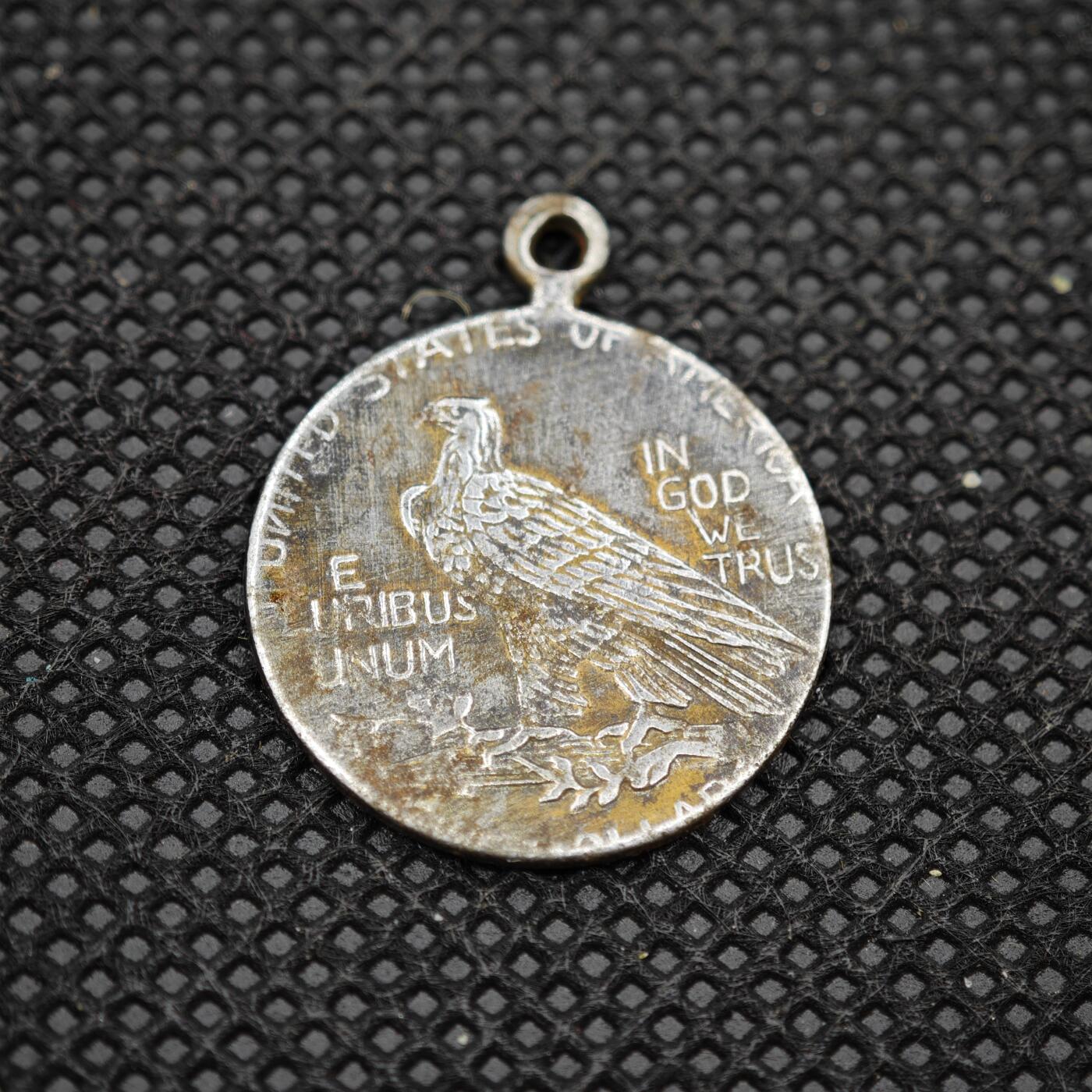 【淘币小摊】限时拍第八百一十六拍  纪念章场  满百包邮可预留两周  周一统一发货   美国印第安纪念章直径20mm