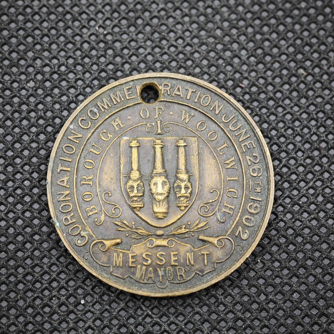 【淘币小摊】限时拍第八百一十六拍  纪念章场  满百包邮可预留两周  周一统一发货   英国1902年爱德华七世加冕纪念章直径32mm