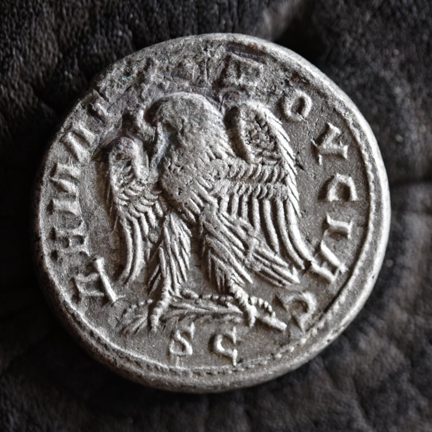 【良泉】【2025年最后一场】12月18日晚19.30点开拍！188组【直播场】西方古代钱币、丝路杂项、印章！ 【极美品】11.22克，公元249-251年【古罗马】叙利亚行省，图拉真·德西乌斯，四德拉克马