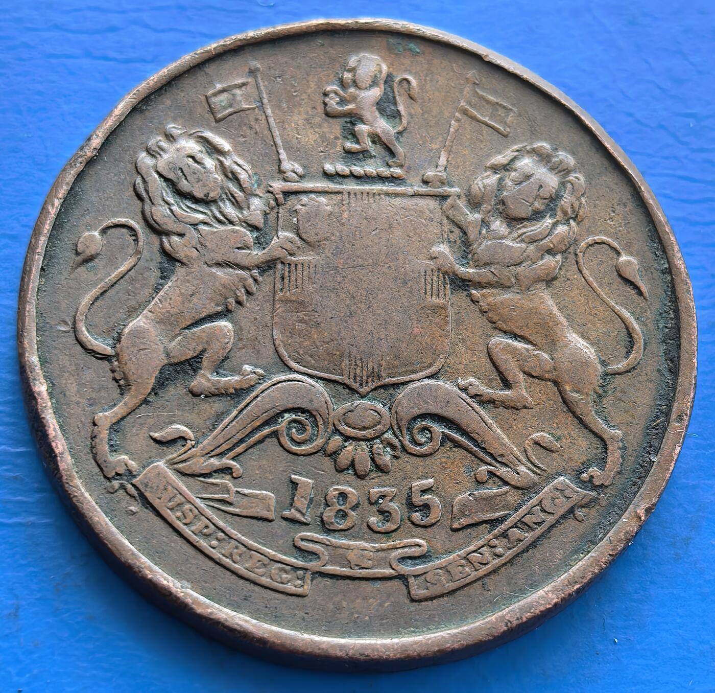 外国优质老铜币银币，周六九点倒数截拍，满百包邮，可寄存半年，喜欢朋友微信扫描二维码可直接参拍 东印度公司1835年半安娜