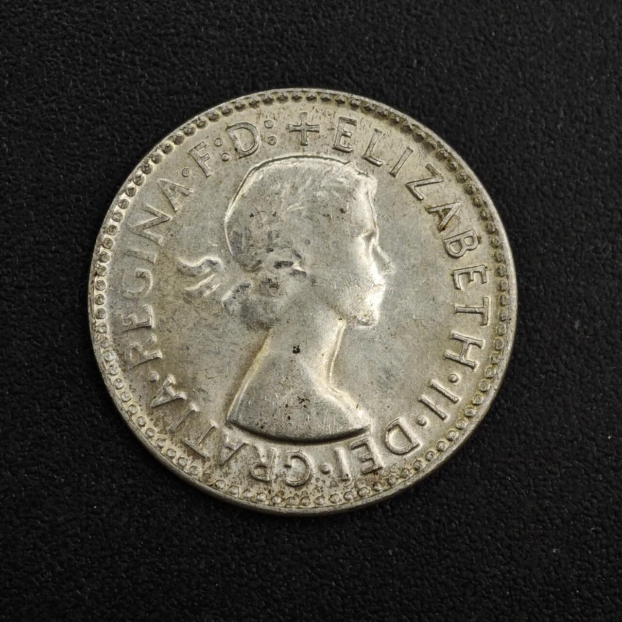 【淘币小摊】实时拍第八百一十四拍   散币场   满百包邮可预留二周 每周一统一发货   澳大利亚1964年伊丽莎白二世3便士银币