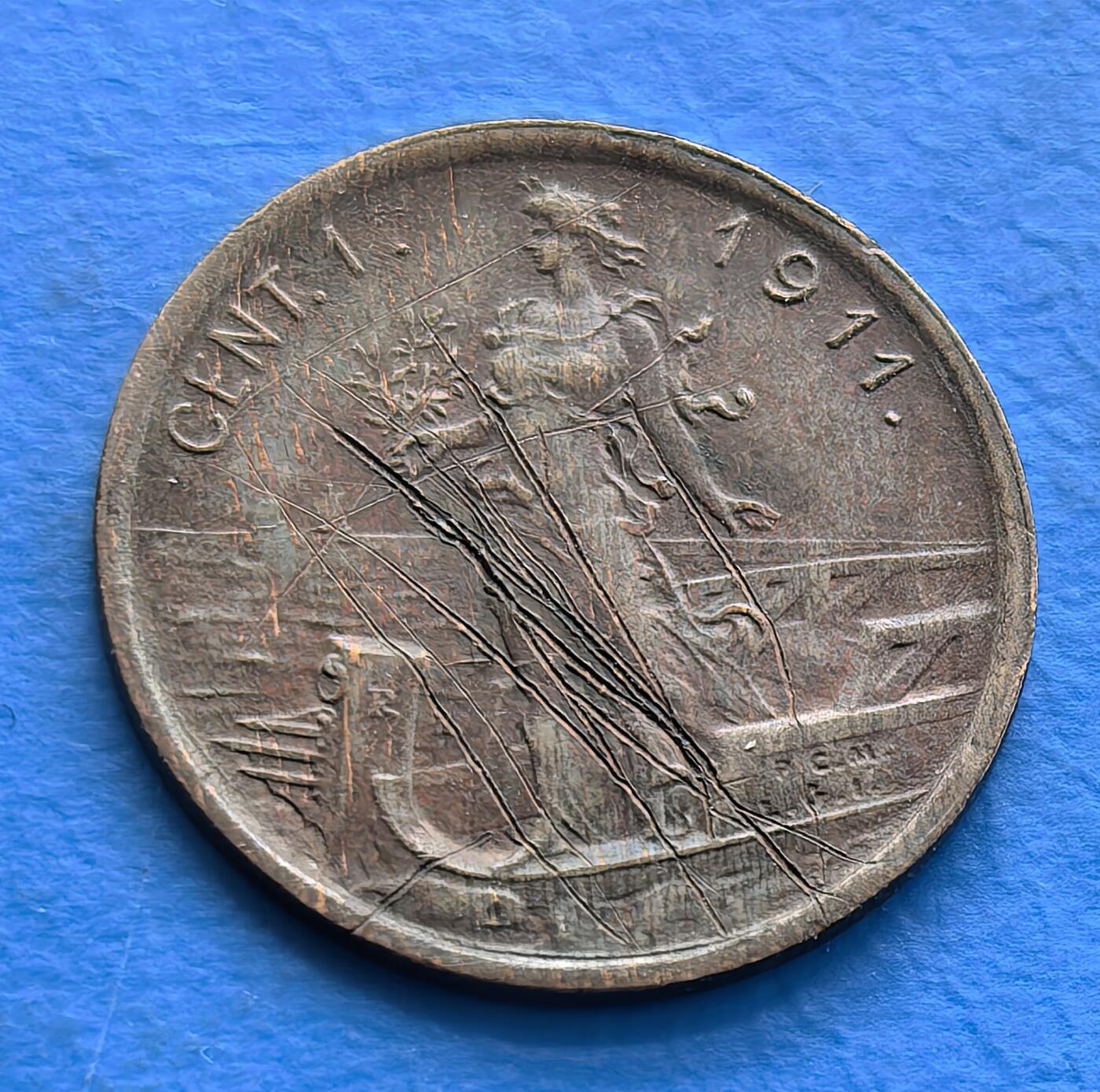 外国优质老铜币银币，周六九点倒数截拍，满百包邮，可寄存半年，喜欢朋友微信扫描二维码可直接参拍 意大利1911年拿花女神壹分