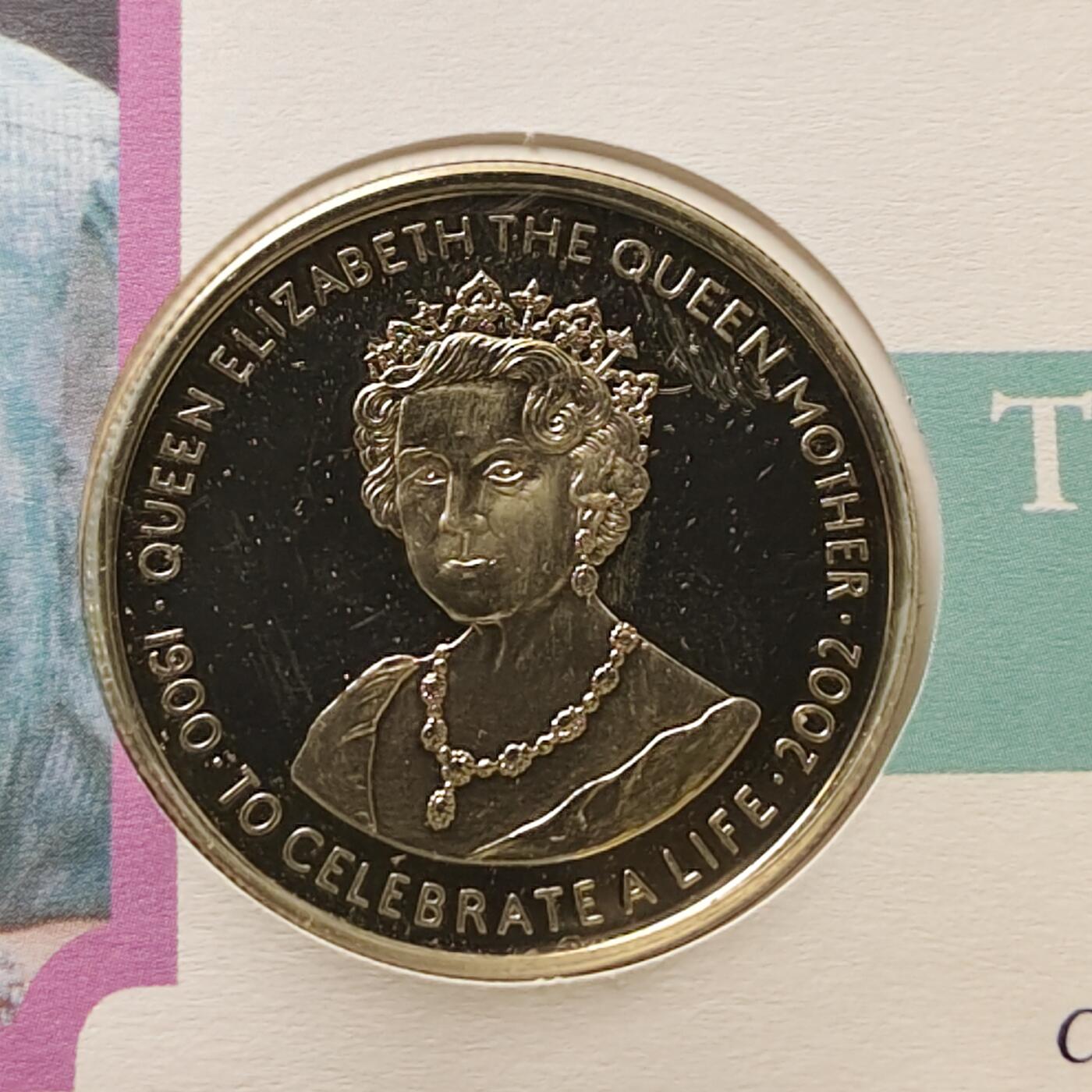 【全场包邮】纯粹捡漏拍482场（免费代拍第19场）-币封+套装+富兰克林（注意佣金） 【邮币封】赞比亚2002年1000克瓦查女王母亲伊丽莎白皇太后逝世克朗型纪念币邮币封