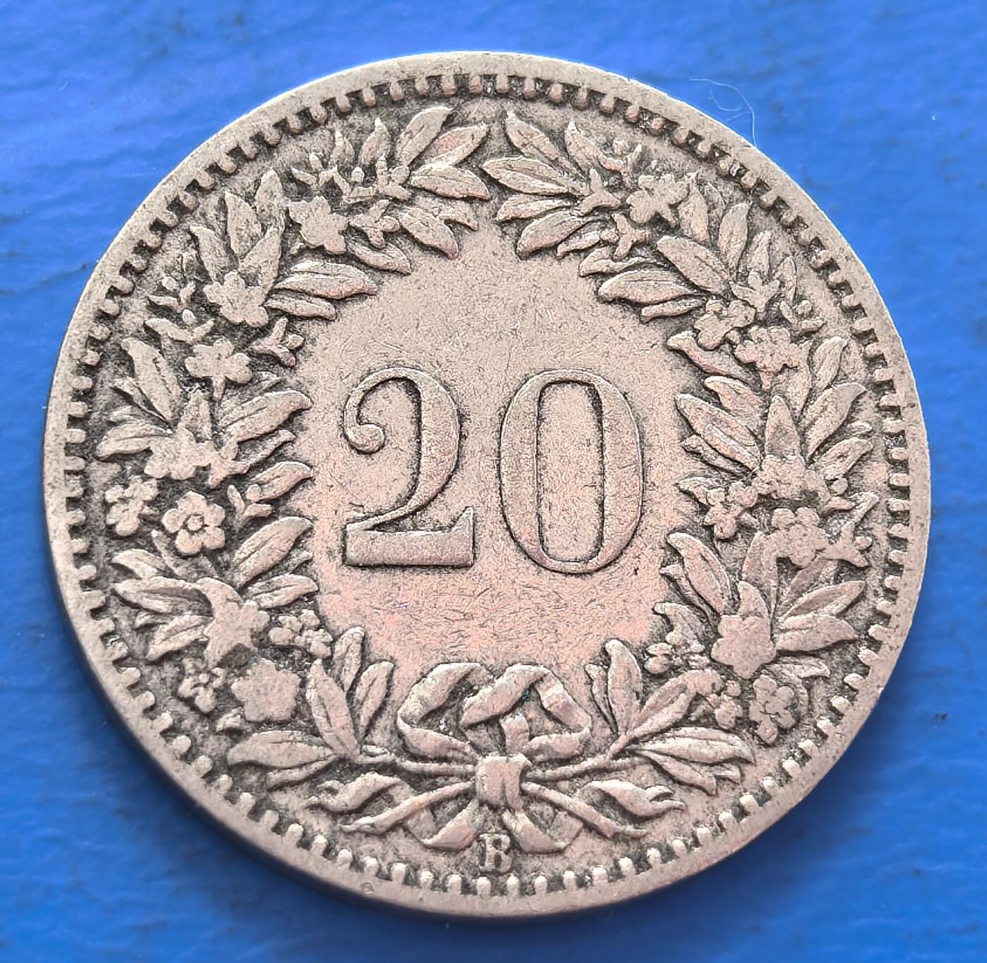 外国优质老铜币银币，周六九点倒数截拍，满百包邮，可寄存半年，喜欢朋友微信扫描二维码可直接参拍 瑞士1884年20分