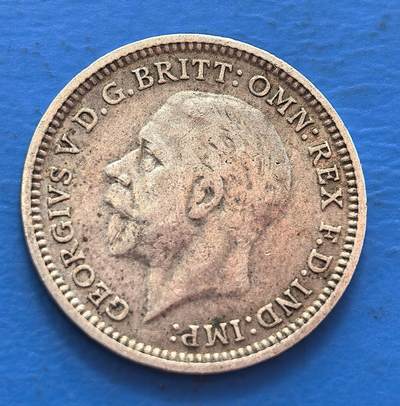 外国优质老铜币银币，周六九点倒数截拍，满百包邮，可寄存半年，喜欢朋友微信扫描二维码可直接参拍 - 英国1931年3便士银币