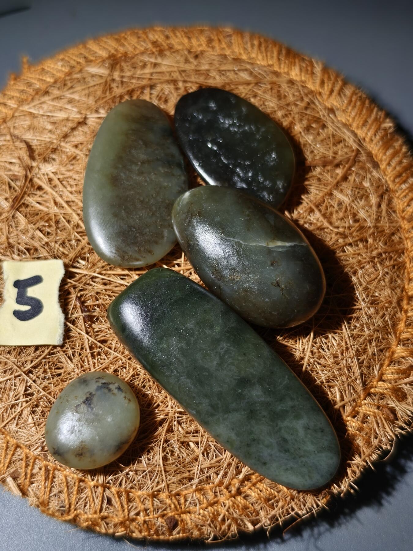 90期回流戒指饰品杂件纪念章丝路钱币专场 新疆和田玉籽料