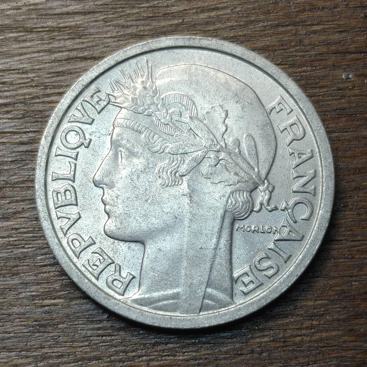 【铜匠收藏】★第134场★散币场，无佣金，30包邮。不满30元，支付5元运费。《接受代拍 代送NGC评级》 法国 1958年 2法郎