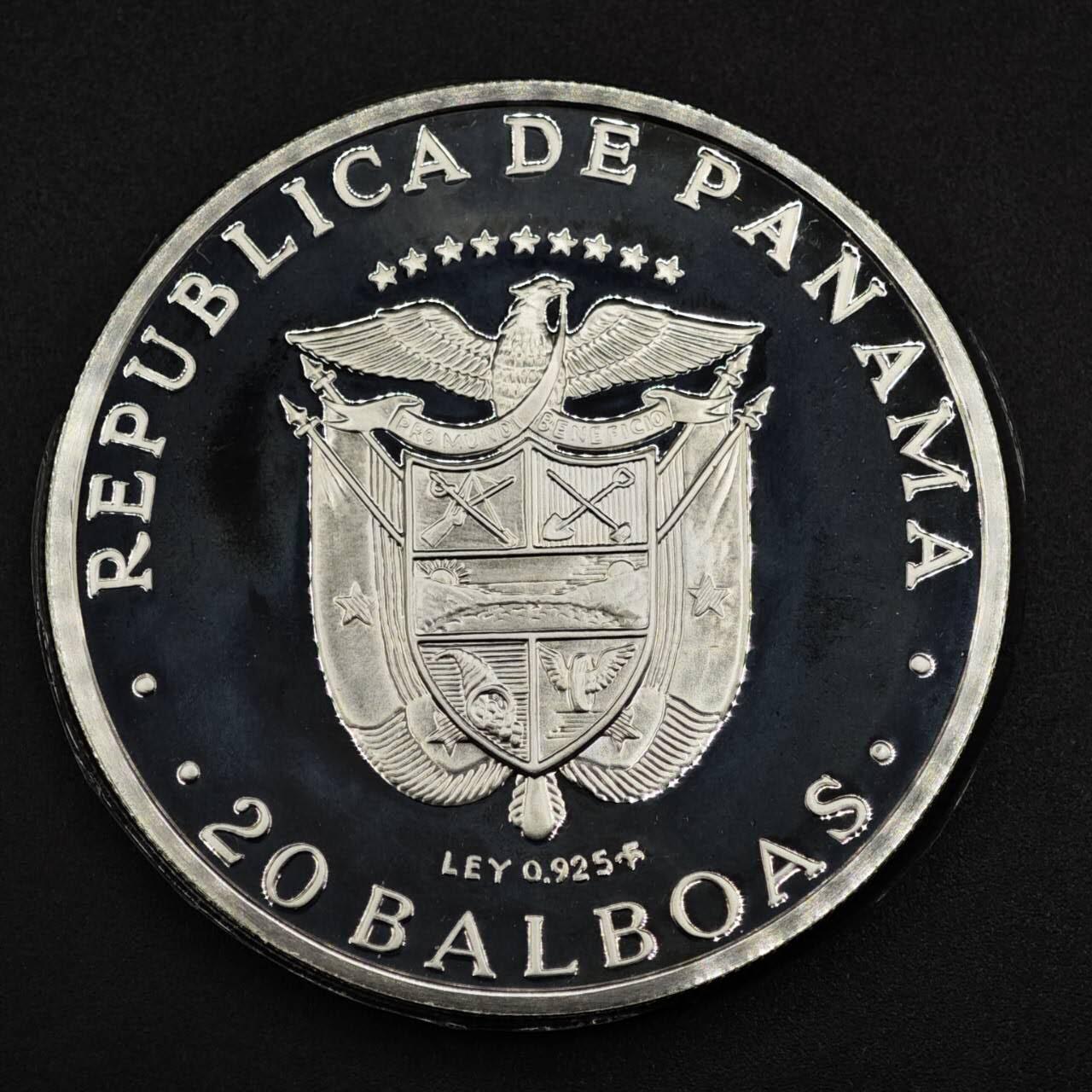 【淘币小摊】实时拍第八百一十五拍   银币套币场   满百包邮可预留二周 每周一统一发货   巴拿马1977年20B精制银币 重130克925银 纯银价1551