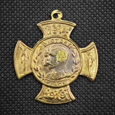 【淘币小摊】限时拍第八百一十六拍  纪念章场  满百包邮可预留两周  周一统一发货  -  英国1919年一战胜利纪念章直径37mm