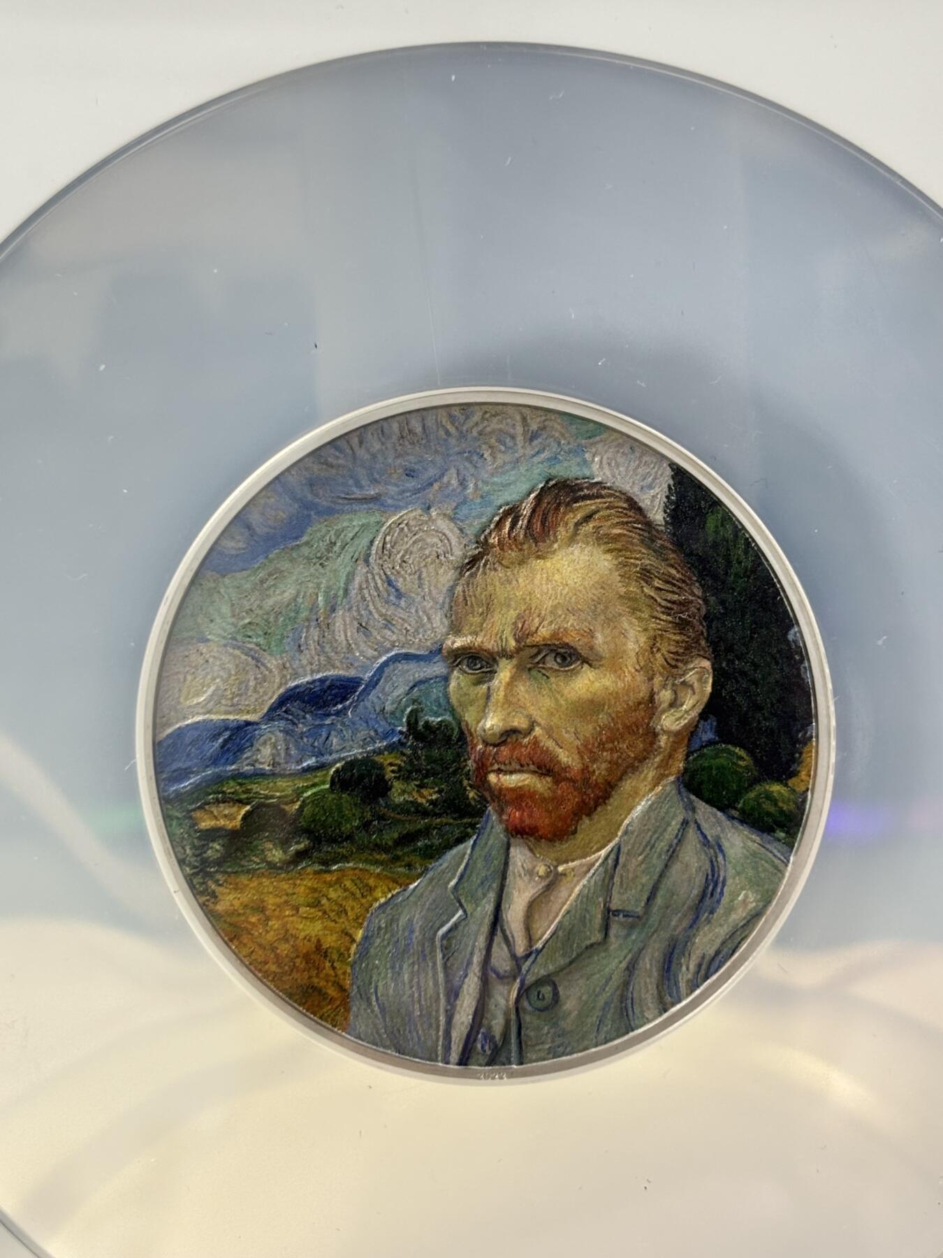 第184期拍卖 库克2022年画家梵高彩色2盎司银币NGC-PF70首无盒无证书，999银，发行999枚，评级盒有裂痕