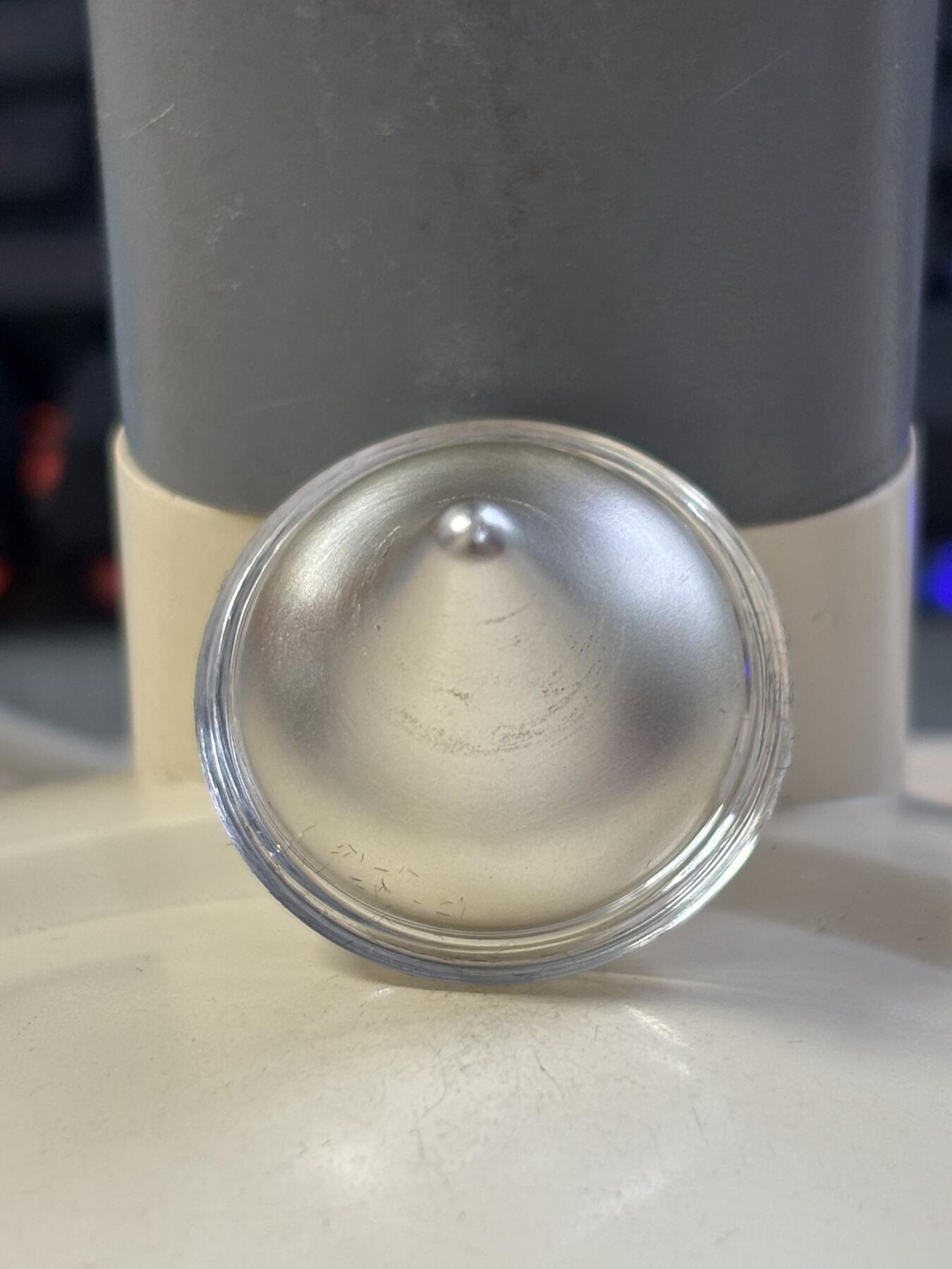 第184期拍卖 斐济2019年好时巧克力状情人节礼物39克纪念银币，39克，999银，发行12500枚