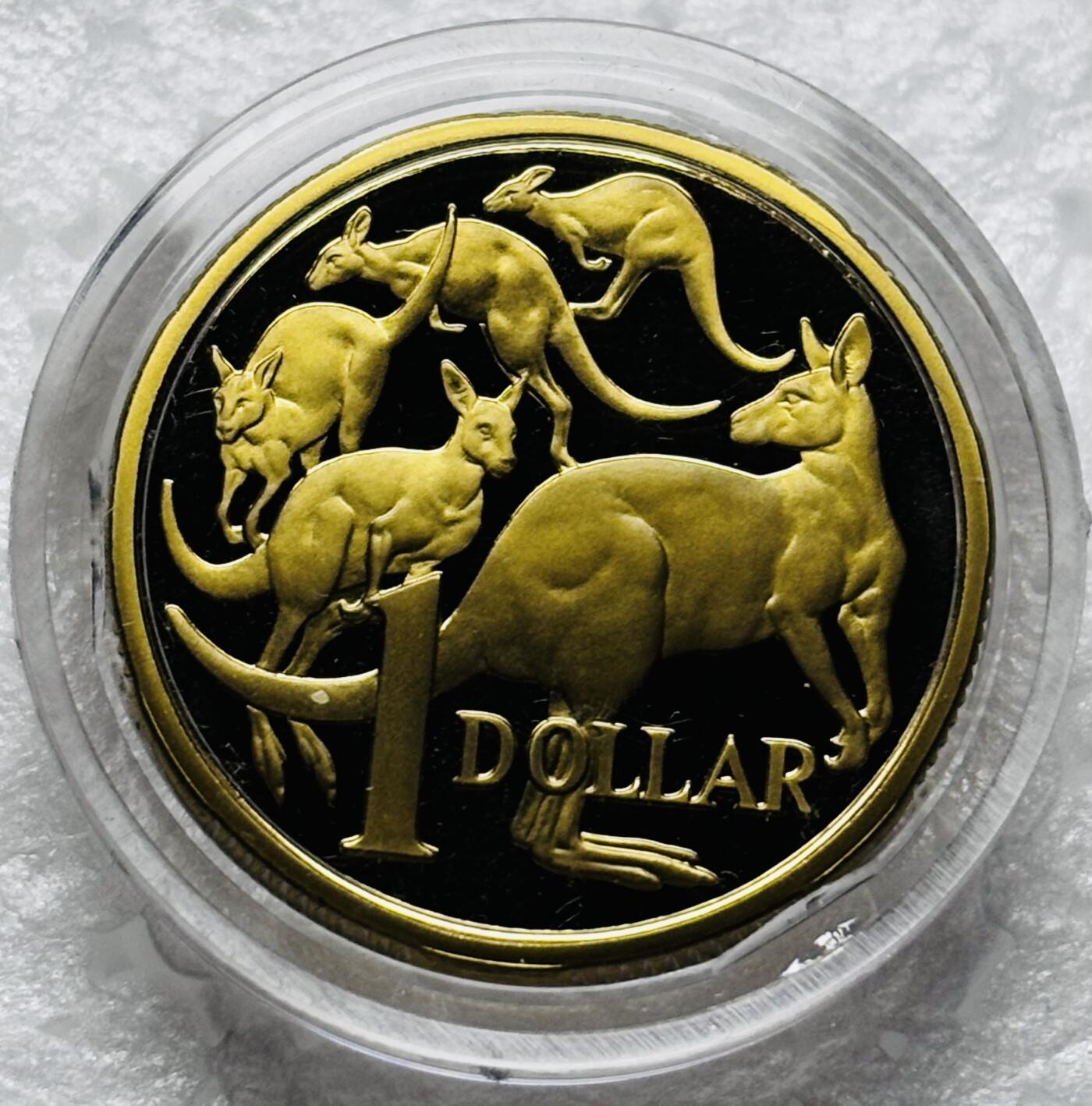 文馨钱币收藏第 284 场，【 长期接收代拍品】老藏家拍品南朝鲜李承晚时期货币，泰国大型纪念币，土耳其各时期及各国套币场 原盒 全新未流通带证书 1984 年澳大利亚一元精制币