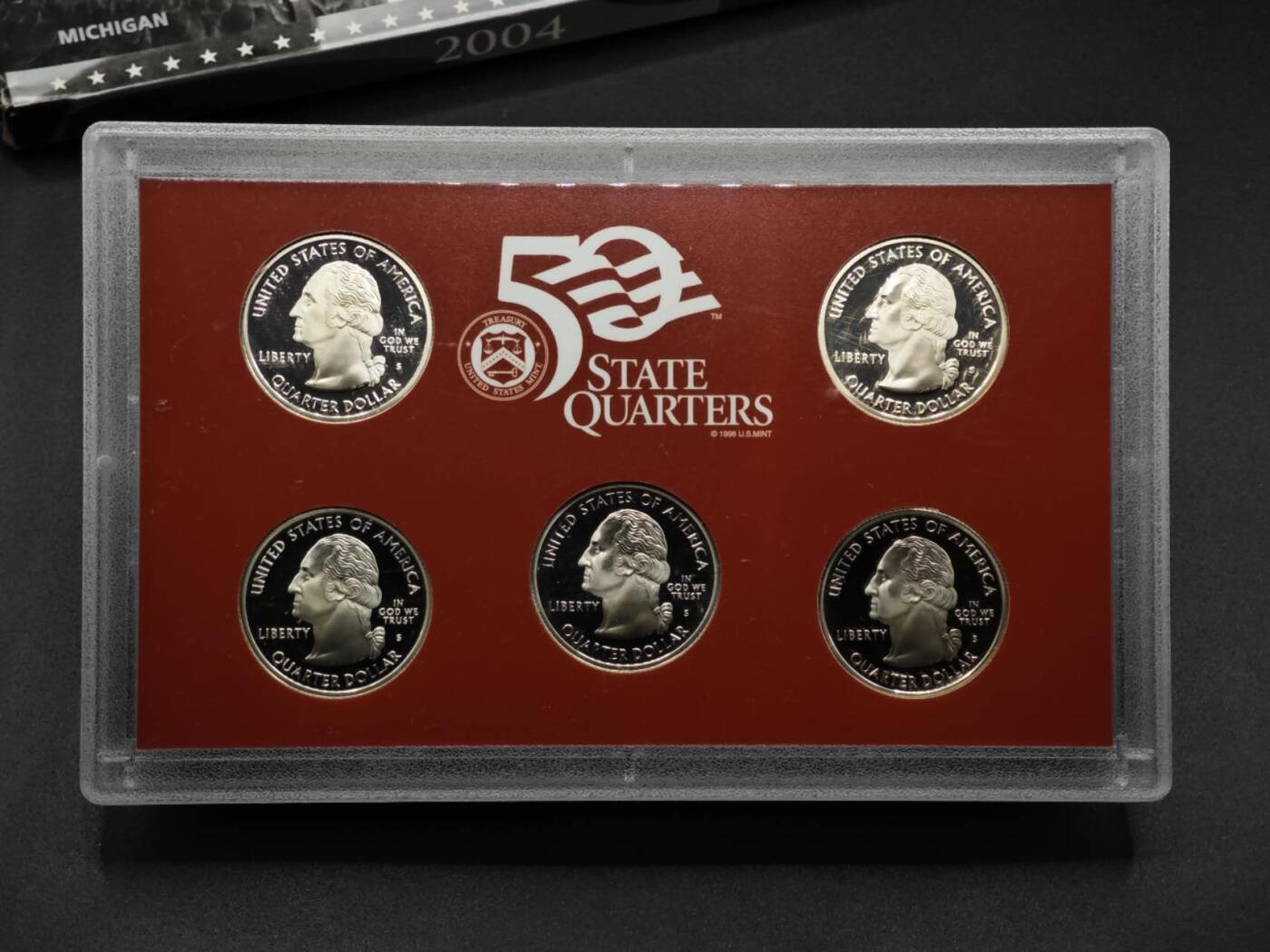 【淘币小摊】实时拍第八百一十五拍   银币套币场   满百包邮可预留二周 每周一统一发货   美国2004年州币精制银币5枚套原盒原证每枚重6.25克900银 银价363