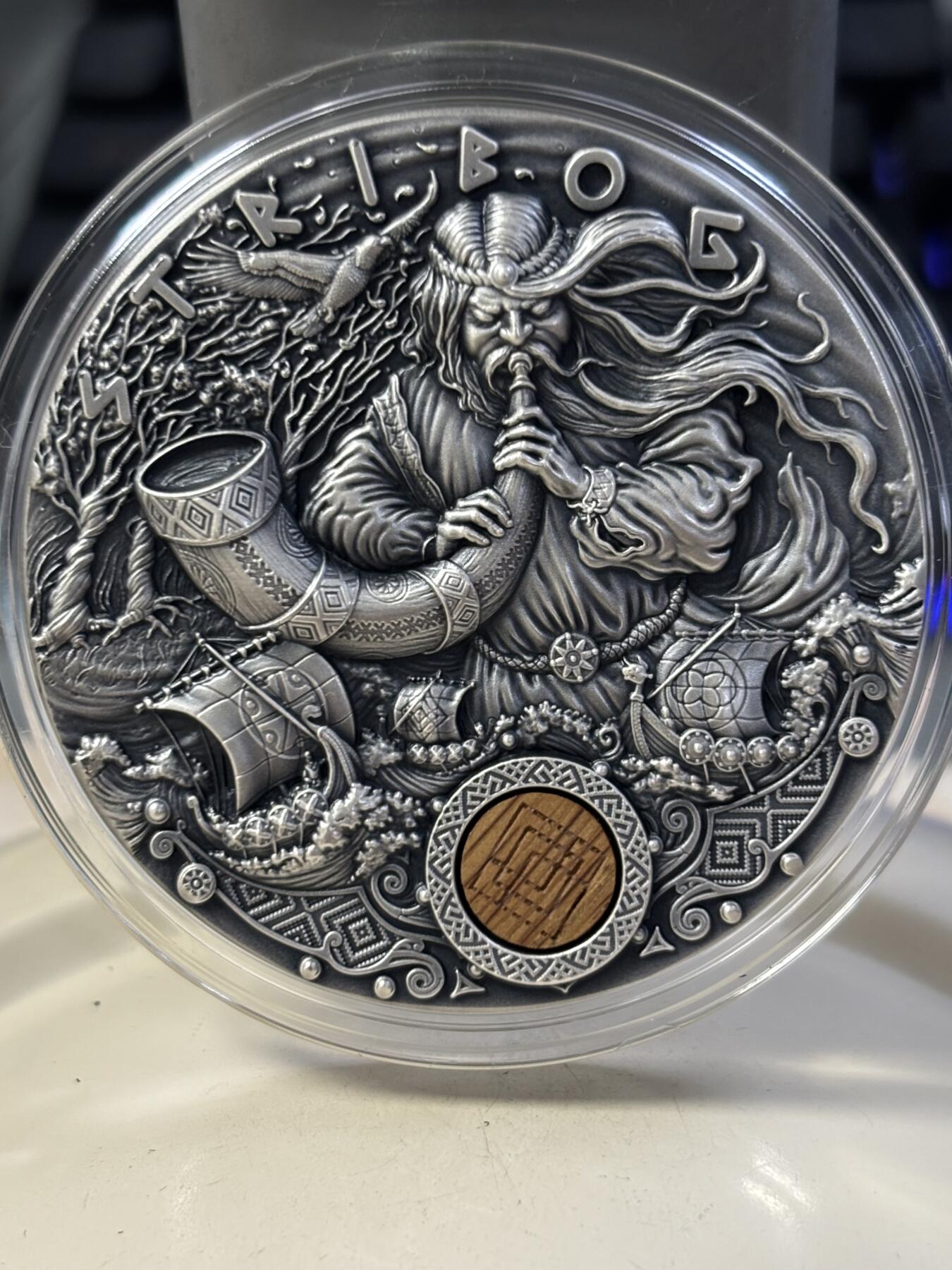 第184期拍卖 纽埃2020年斯拉夫之神系列3天地神斯特里博格2盎司高浮雕银币原盒证书，999银银价862
