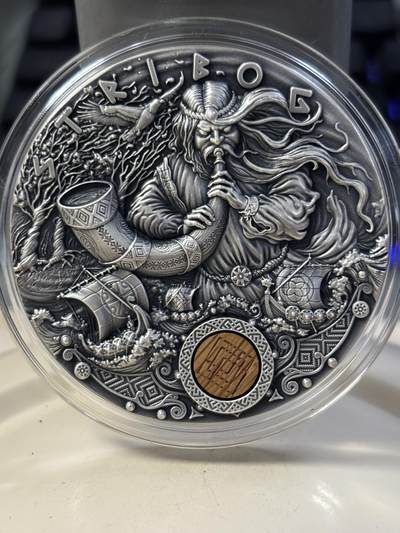 第184期拍卖 - 纽埃2020年斯拉夫之神系列3天地神斯特里博格2盎司高浮雕银币原盒证书，999银银价862