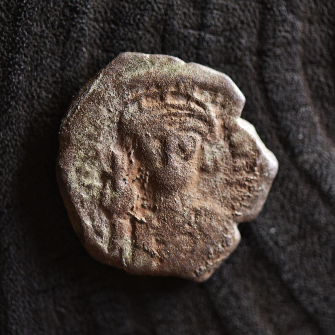 【良泉】【2025年最后一场】12月18日晚19.30点开拍！188组【直播场】西方古代钱币、丝路杂项、印章！ 公元578-582年【拜占庭】提比略二世，20努米铜币，君士坦丁堡造币厂打制，5.26克