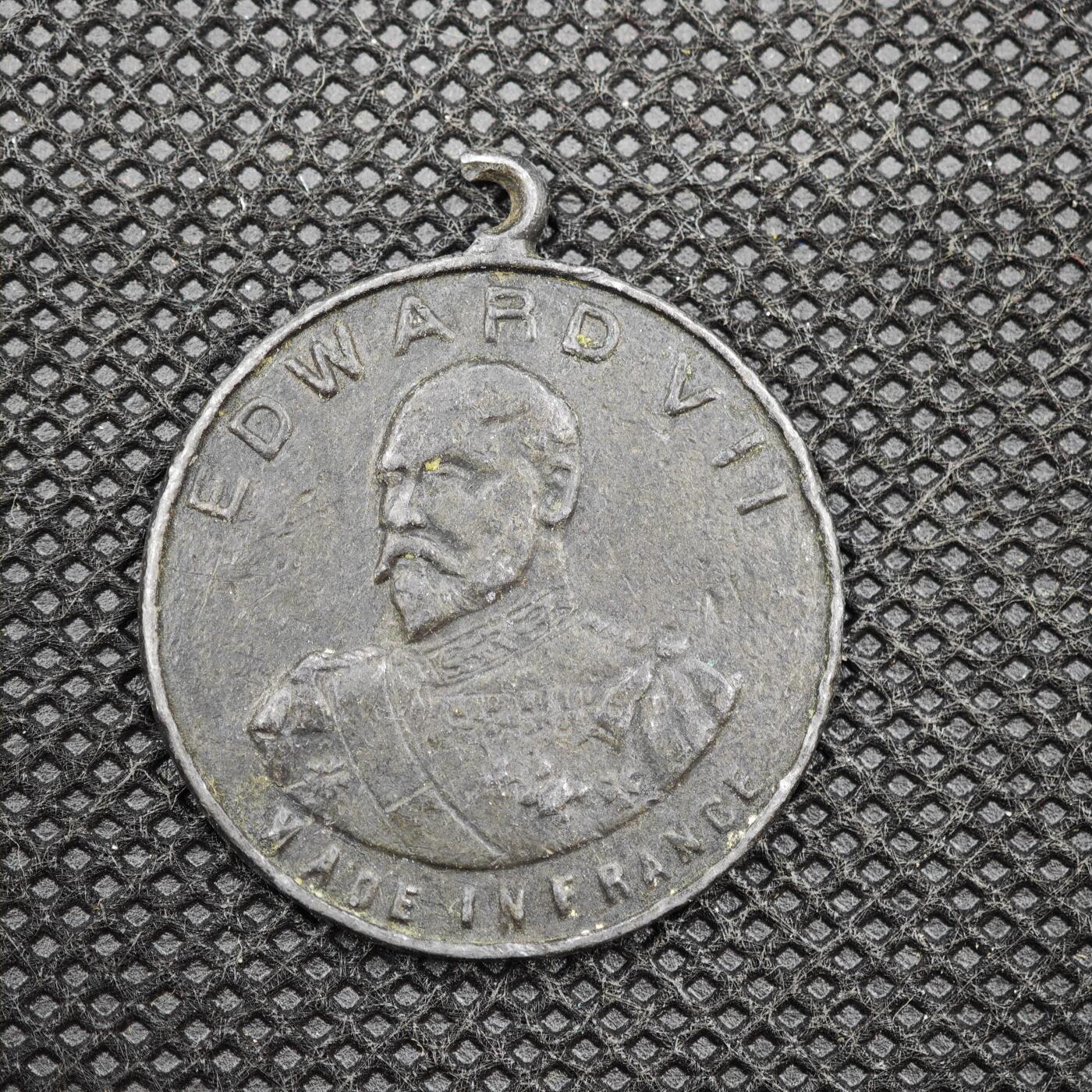 【淘币小摊】限时拍第八百一十六拍  纪念章场  满百包邮可预留两周  周一统一发货   爱德华七世纪念章直径27mm