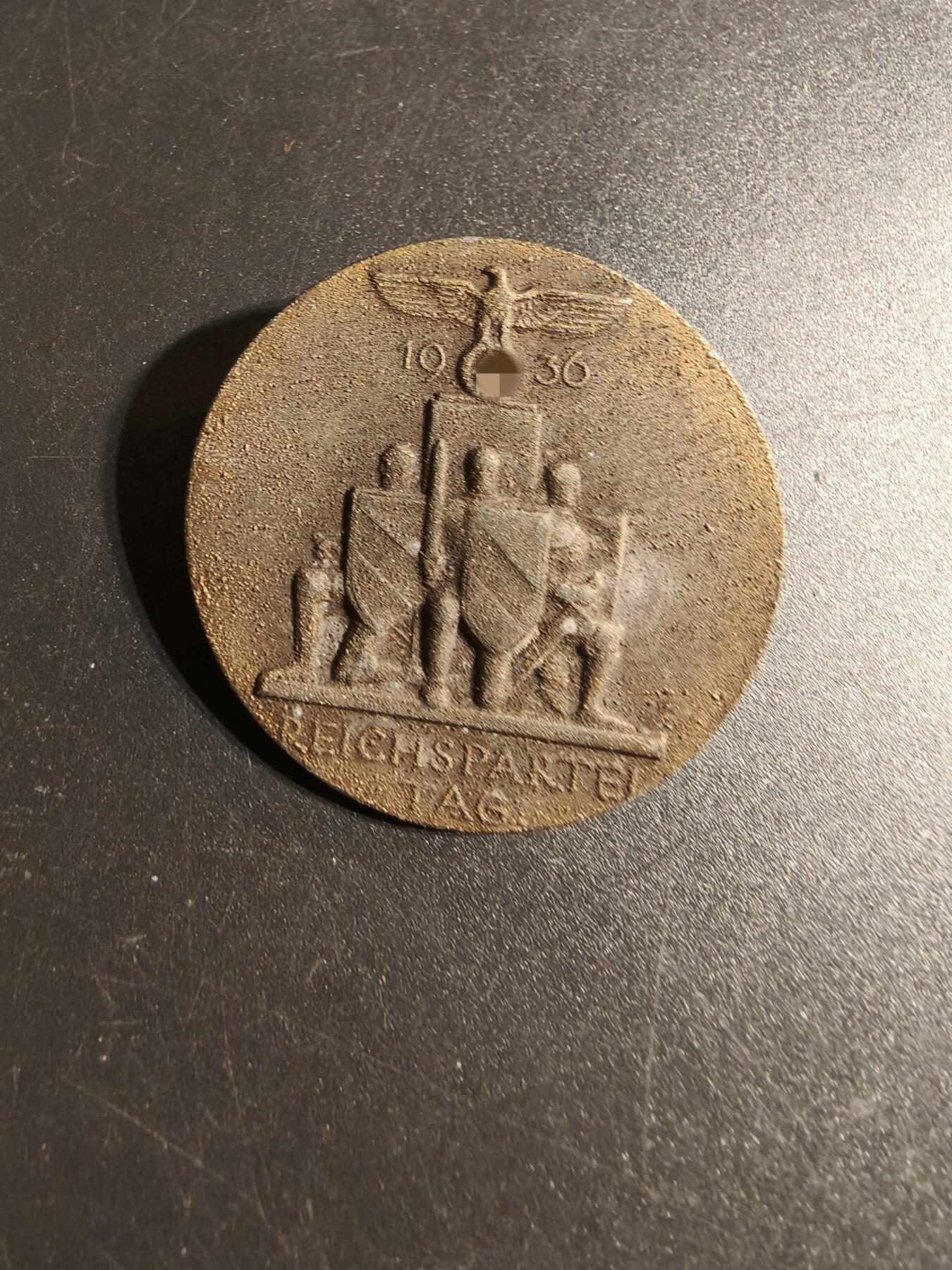 老王徽章第167期 德三1936党代会证章