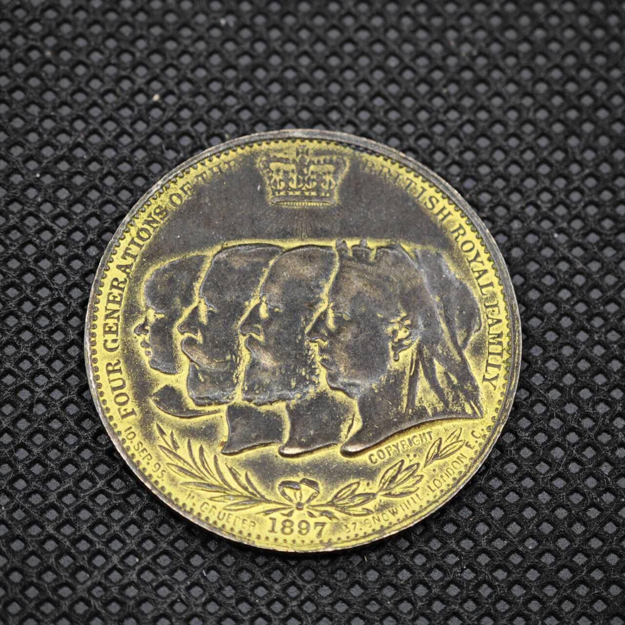 【淘币小摊】限时拍第八百一十六拍  纪念章场  满百包邮可预留两周  周一统一发货   英国1897年维多利亚女王登基60周年纪念章直径32mm