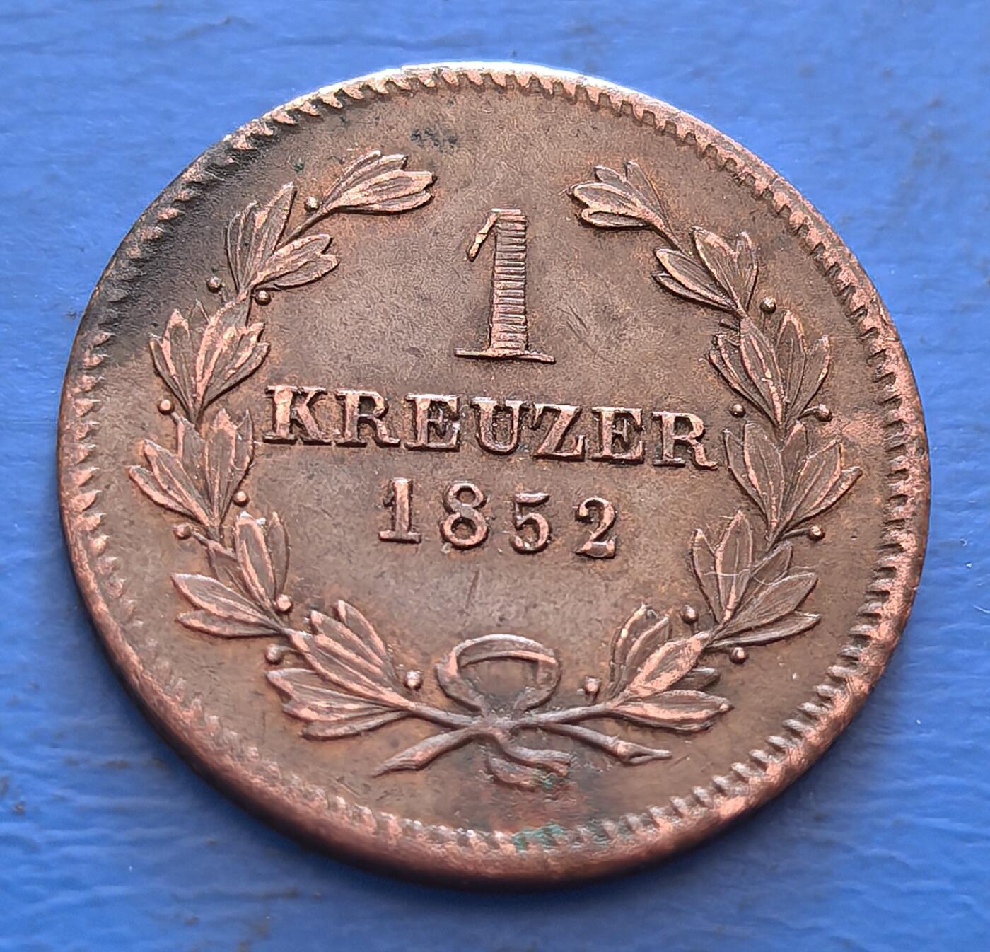 外国优质老铜币银币，周六九点倒数截拍，满百包邮，可寄存半年，喜欢朋友微信扫描二维码可直接参拍 少见极美品巴登1852年1克鲁泽