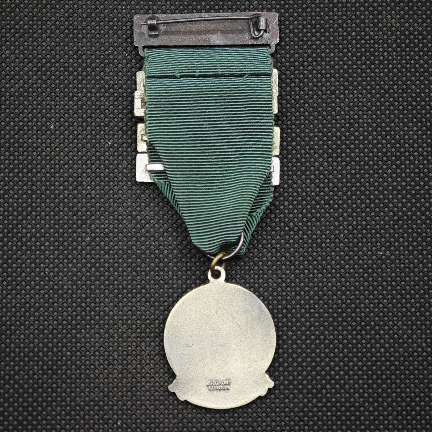 【淘币小摊】限时拍第八百一十六拍  纪念章场  满百包邮可预留两周  周一统一发货   1965-1969年安全驾驶竞赛司机奖章直径28mm