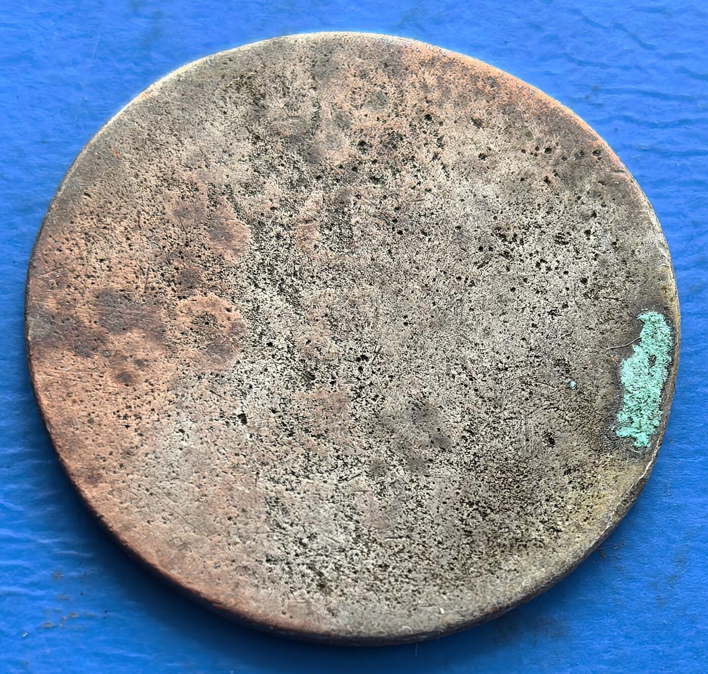 外国优质老铜币银币，周六九点倒数截拍，满百包邮，可寄存半年，喜欢朋友微信扫描二维码可直接参拍 1655年老铜币