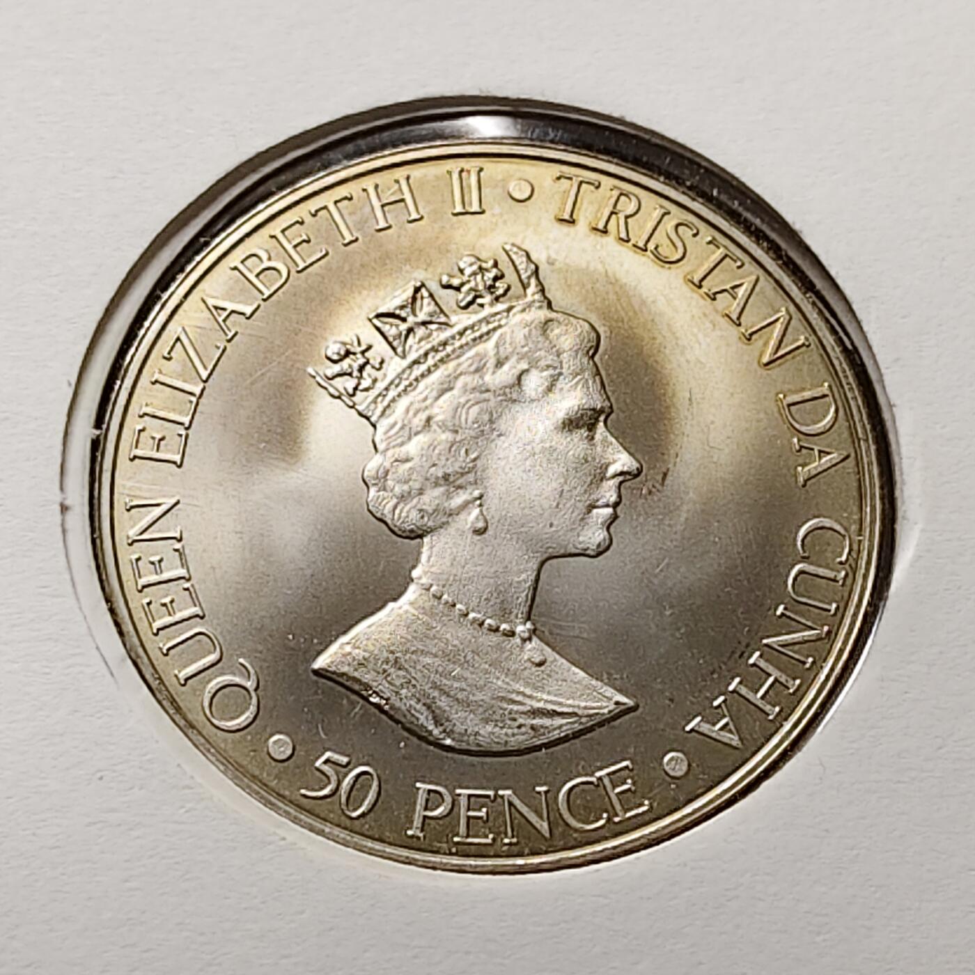 【全场包邮】纯粹捡漏拍482场（免费代拍第19场）-币封+套装+富兰克林（注意佣金） 【邮币封】英属特里斯坦和达库尼亚2000年50便士女王母亲伊丽莎白皇太后诞生100周年克朗型纪念币邮币封