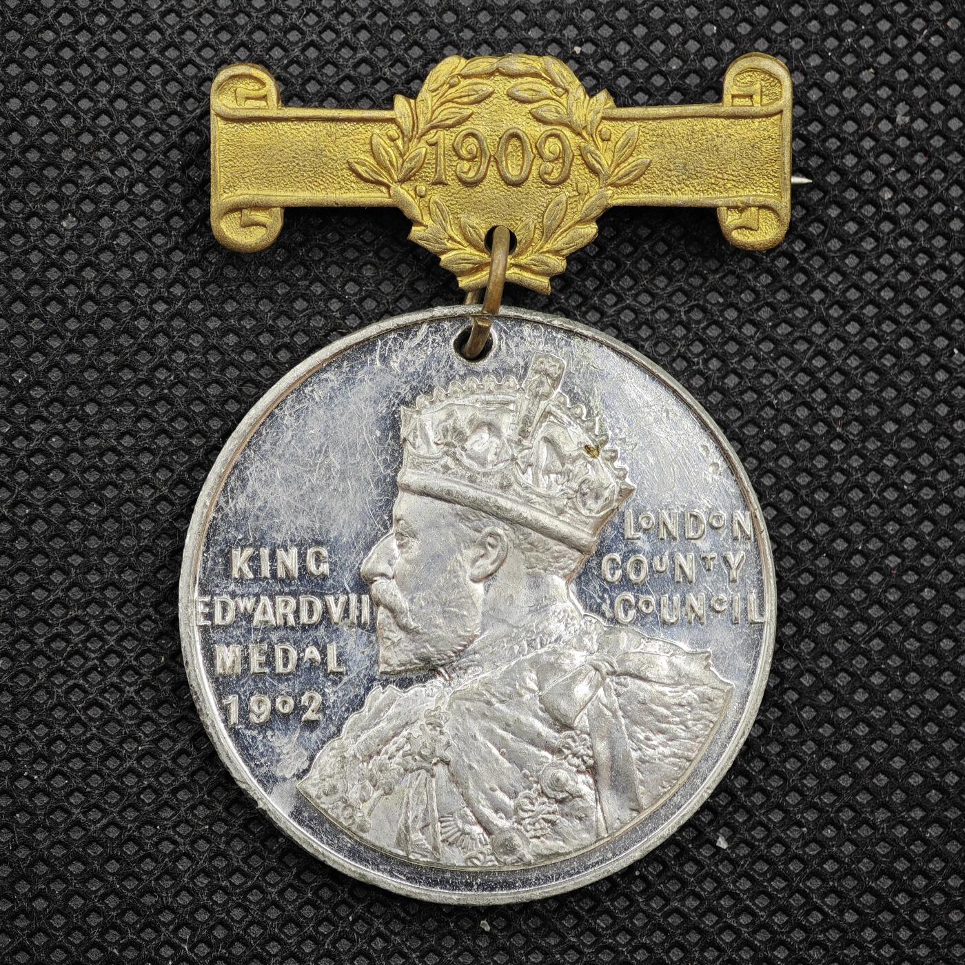 【淘币小摊】限时拍第八百一十六拍  纪念章场  满百包邮可预留两周  周一统一发货 