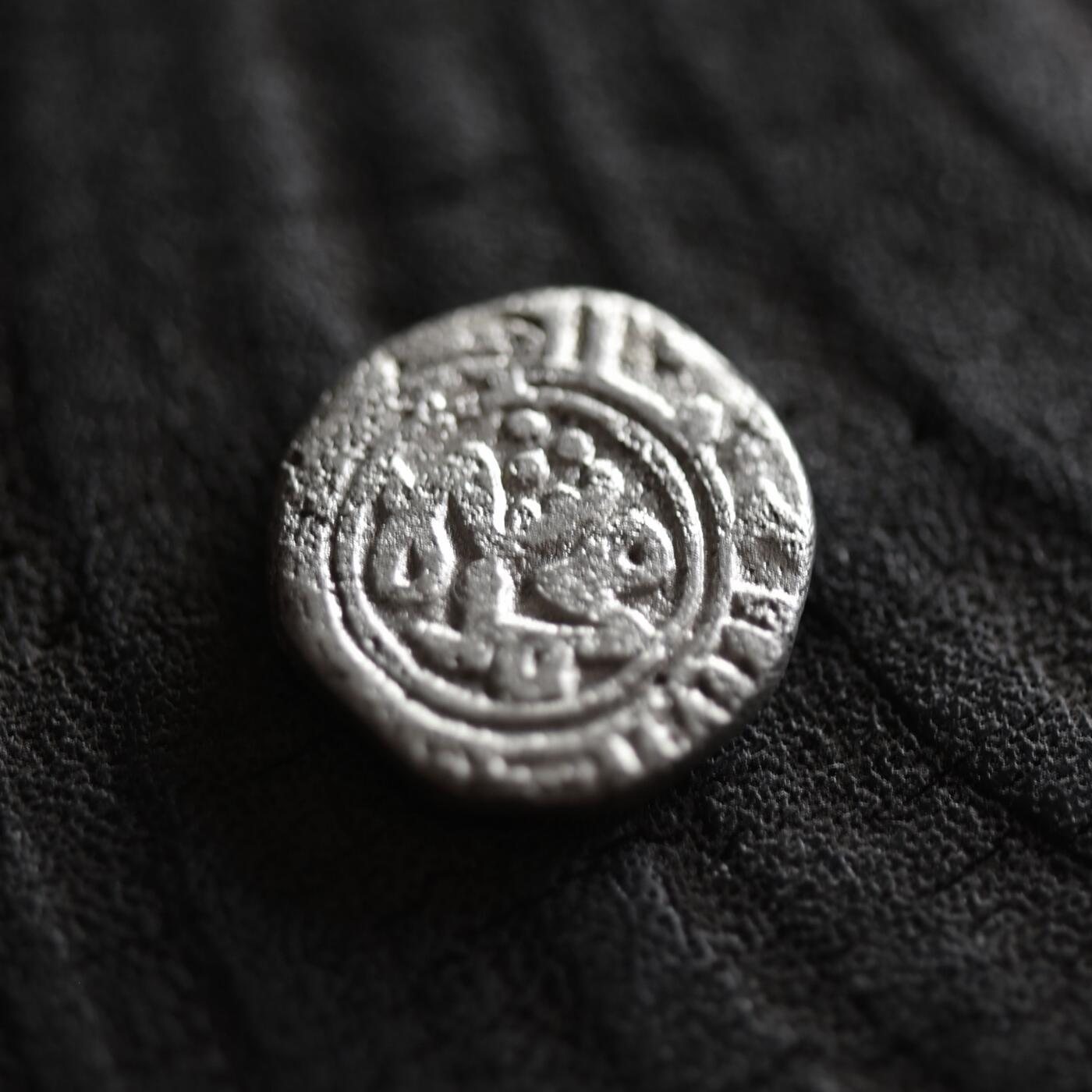 【良泉】【2025年最后一场】12月18日晚19.30点开拍！188组【直播场】西方古代钱币、丝路杂项、印章！ 公元1296-1316【德里苏丹】阿拉乌德丁·卡尔吉“三体文”吉塔尔，3.3克