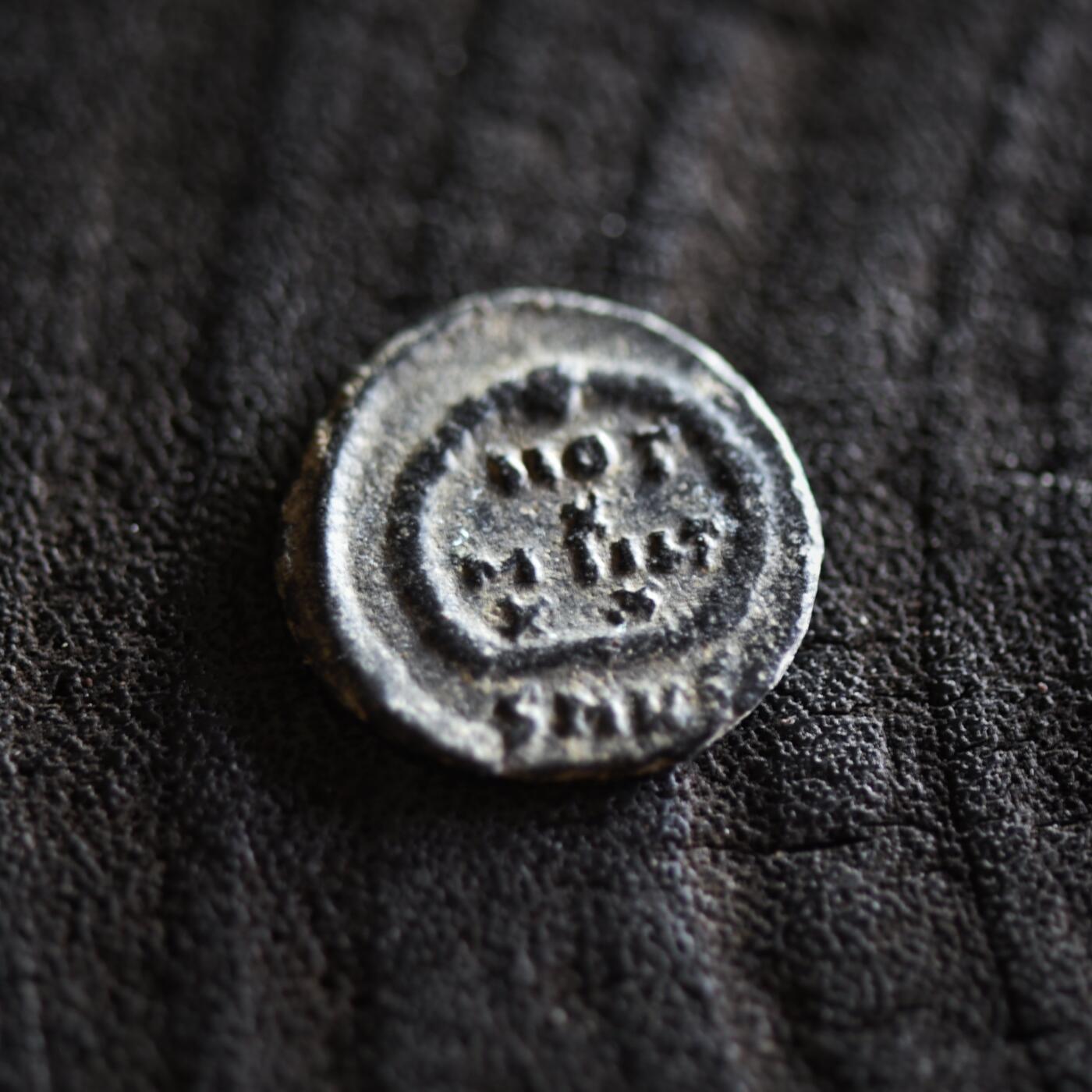 【良泉】【2025年最后一场】12月18日晚19.30点开拍！188组【直播场】西方古代钱币、丝路杂项、印章！ 公元393年【古罗马】东罗马帝国首位皇帝-阿尔卡狄乌斯，誓愿二十年，基齐库斯造币厂，微型铜币，1.31克