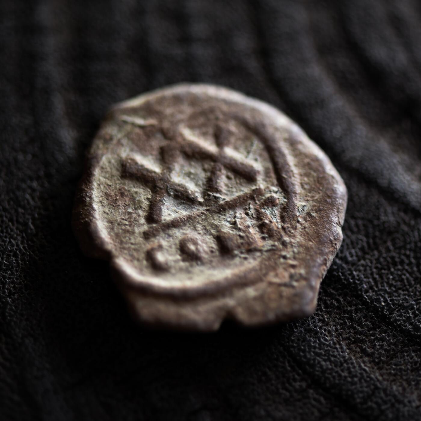 【良泉】【2025年最后一场】12月18日晚19.30点开拍！188组【直播场】西方古代钱币、丝路杂项、印章！ 公元578-582年【拜占庭】提比略二世，20努米铜币，君士坦丁堡造币厂打制，5.26克