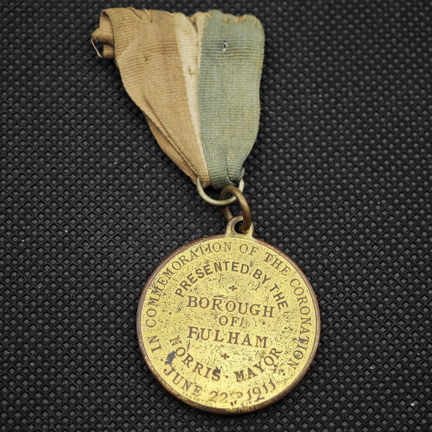 【淘币小摊】限时拍第八百一十六拍  纪念章场  满百包邮可预留两周  周一统一发货 