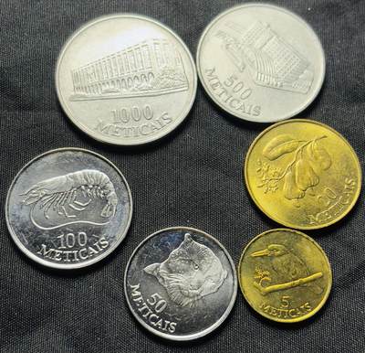 文馨钱币收藏第 284 场，【 长期接收代拍品】老藏家拍品南朝鲜李承晚时期货币，泰国大型纪念币，土耳其各时期及各国套币场 - 原光品相莫桑比克 6 枚套