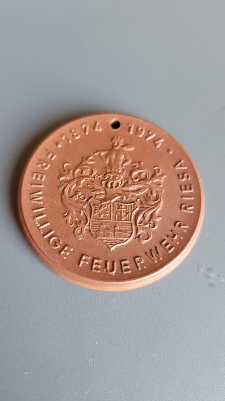 嘉宝良覃世界勋赏第18期拍卖 德国消防纪念陶章